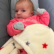 Laël a rejoint le concours — aidez-le/la à gagner de superbes lots ! bedtime, cheek, child, ear, infant, mouth, nap, nose, play, product, skin, sleep, stuffed_toy, textile, toddler