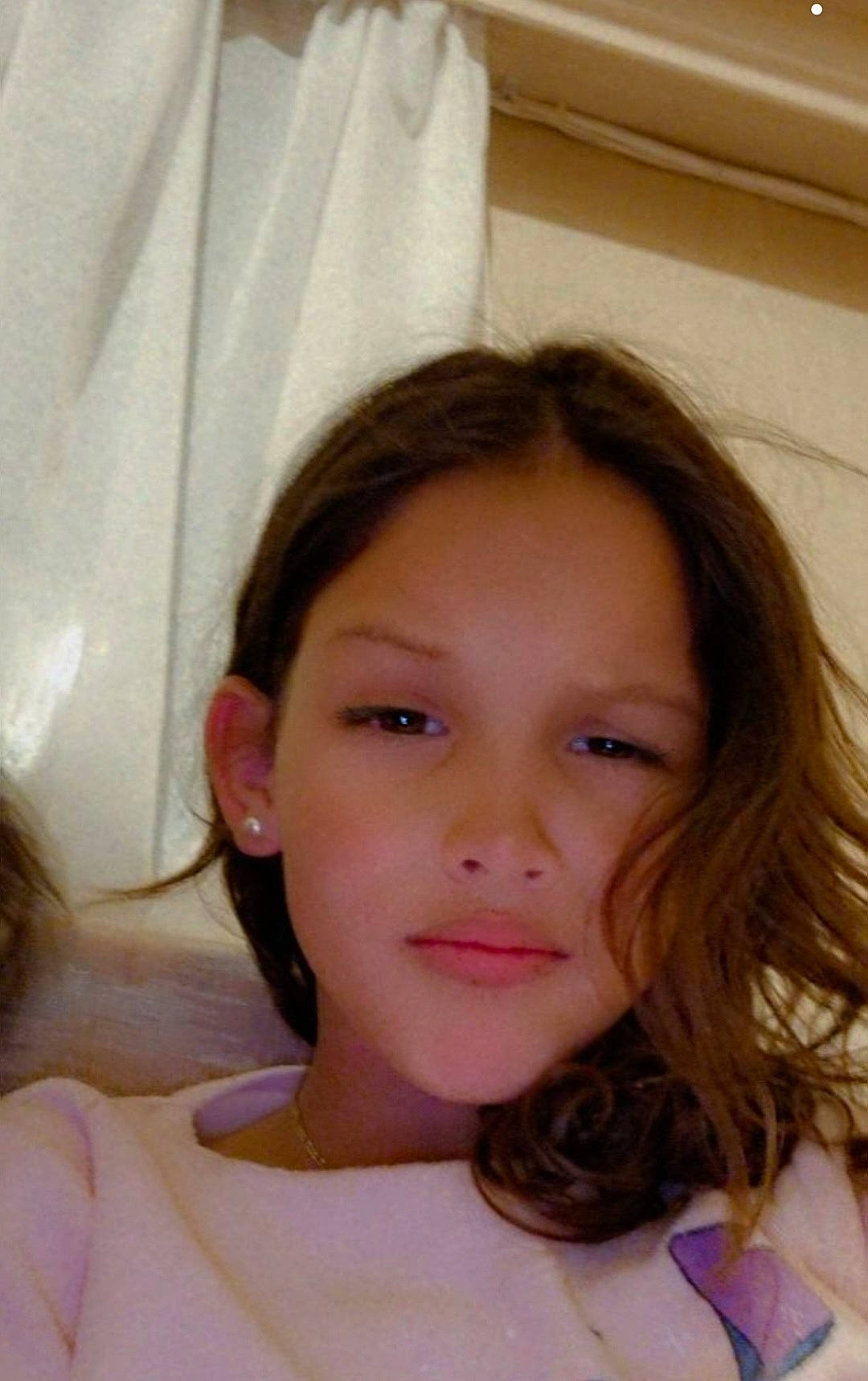 Mavie a rejoint le concours — aidez-le/la à gagner de superbes lots ! cheek, chin, ear, eye, eyebrow, eyelash, face, forehead, fun, happy, iris, jaw, lip, long_hair, mouth, neck, nose, person, shoulder, skin