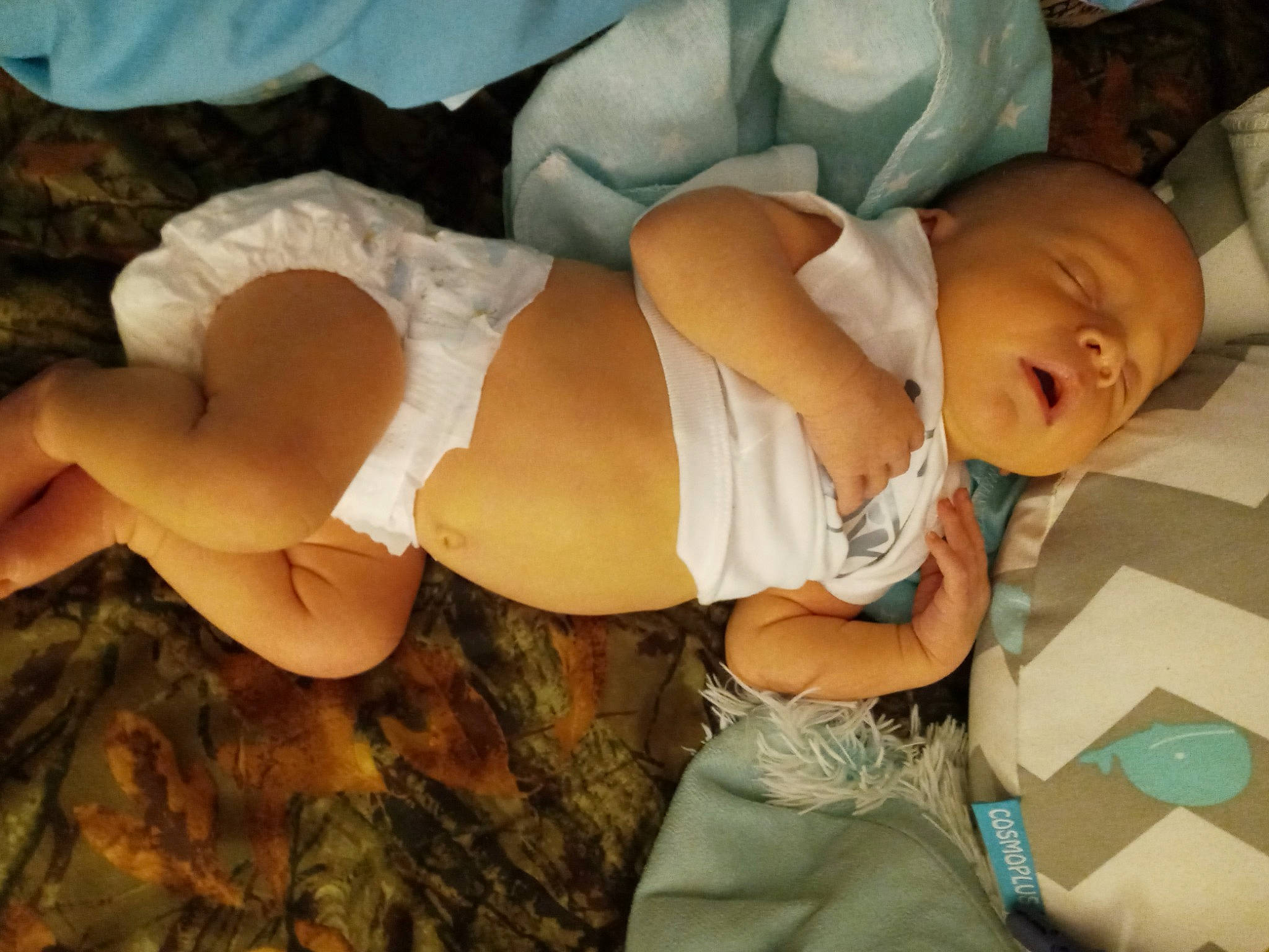 Axel is registered to the contest to win money with this photo: abdomen, baby, baby_toddler_clothing, beauty, chest, comfort, diaper, elbow, finger, headgear, human_body, knee, mouth, muscle, navel, person, stomach, thigh, toddler, trunk