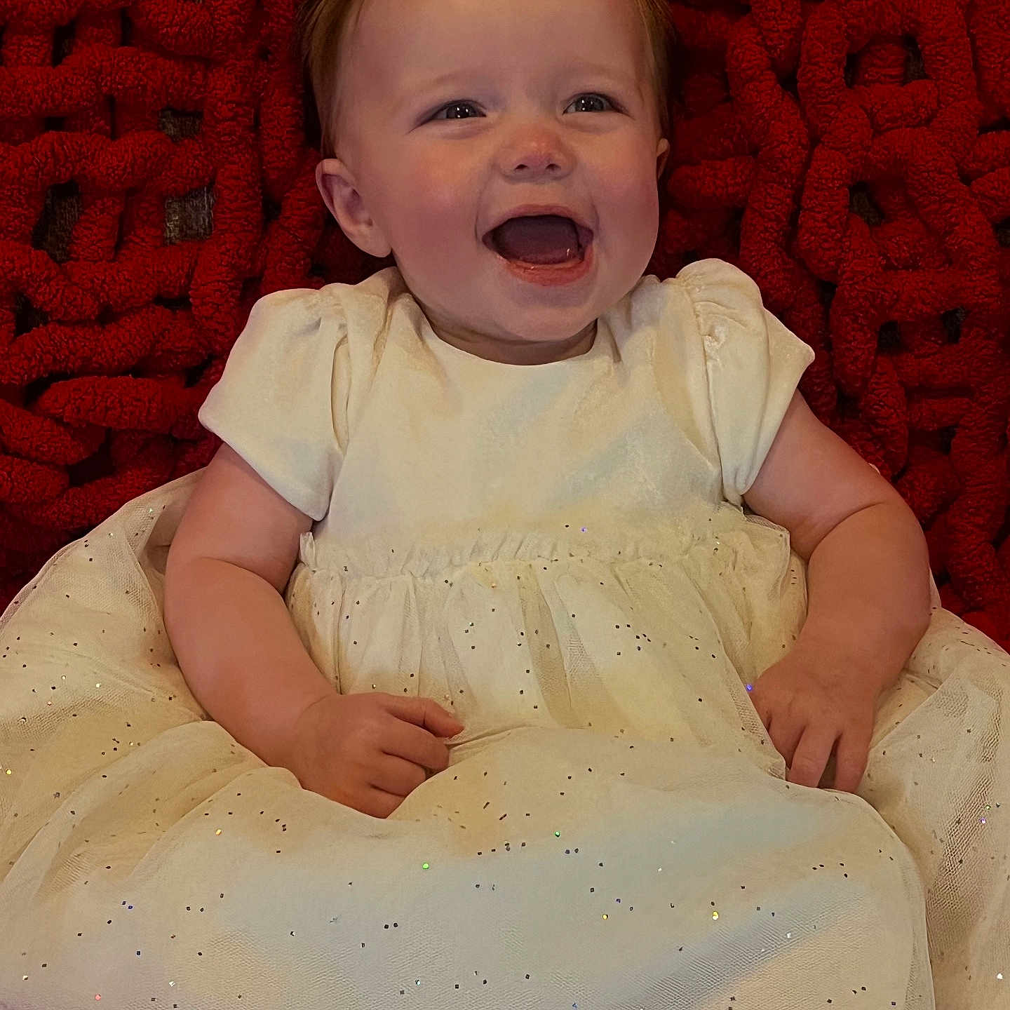 Layla is registered to the contest to win money with this photo: baby, babylaughing, clothing, crying, dress, face, happy, head, laughing, person, photography, portrait, sad, sitting, yawning