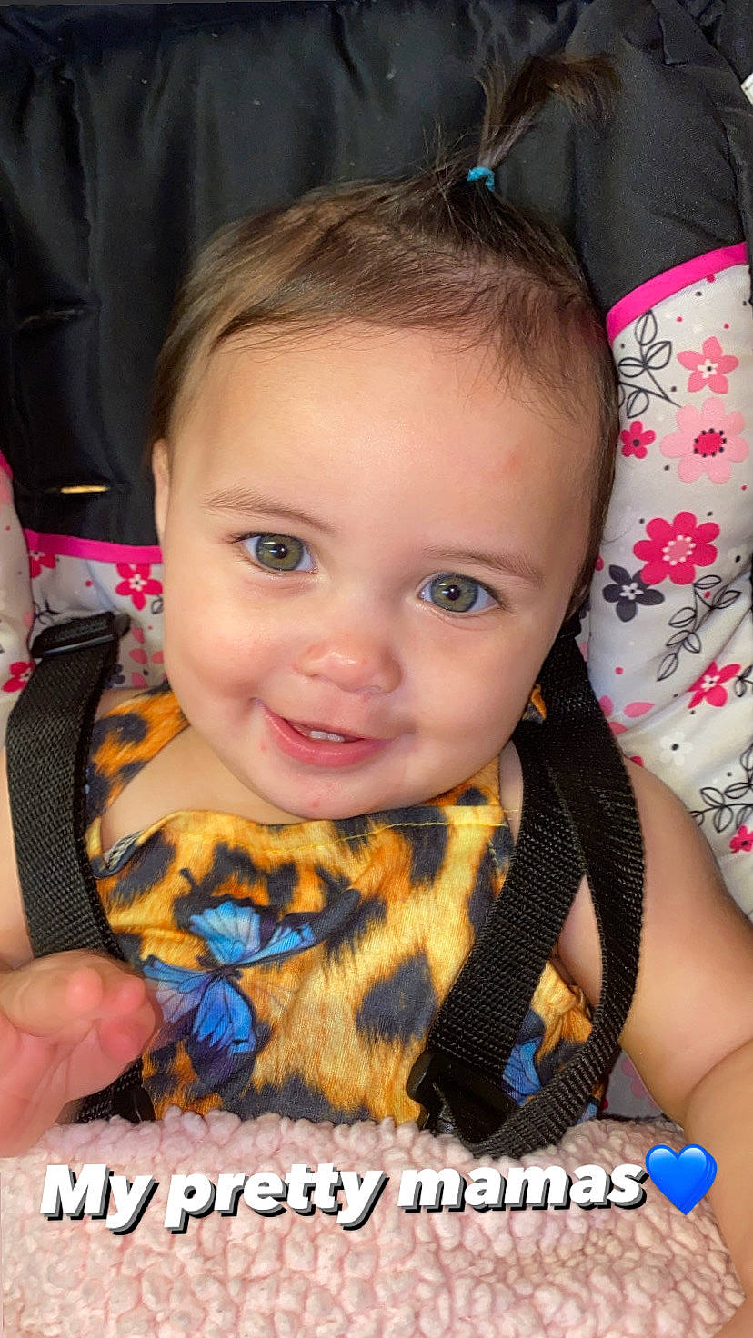 Honey joined the competition — help win amazing prizes! arm, black, cheek, eye, eyebrow, fashion, hairstyle, hand, head, human, iris, joy, lip, mammal, neck, organ, person, product, skin, smile