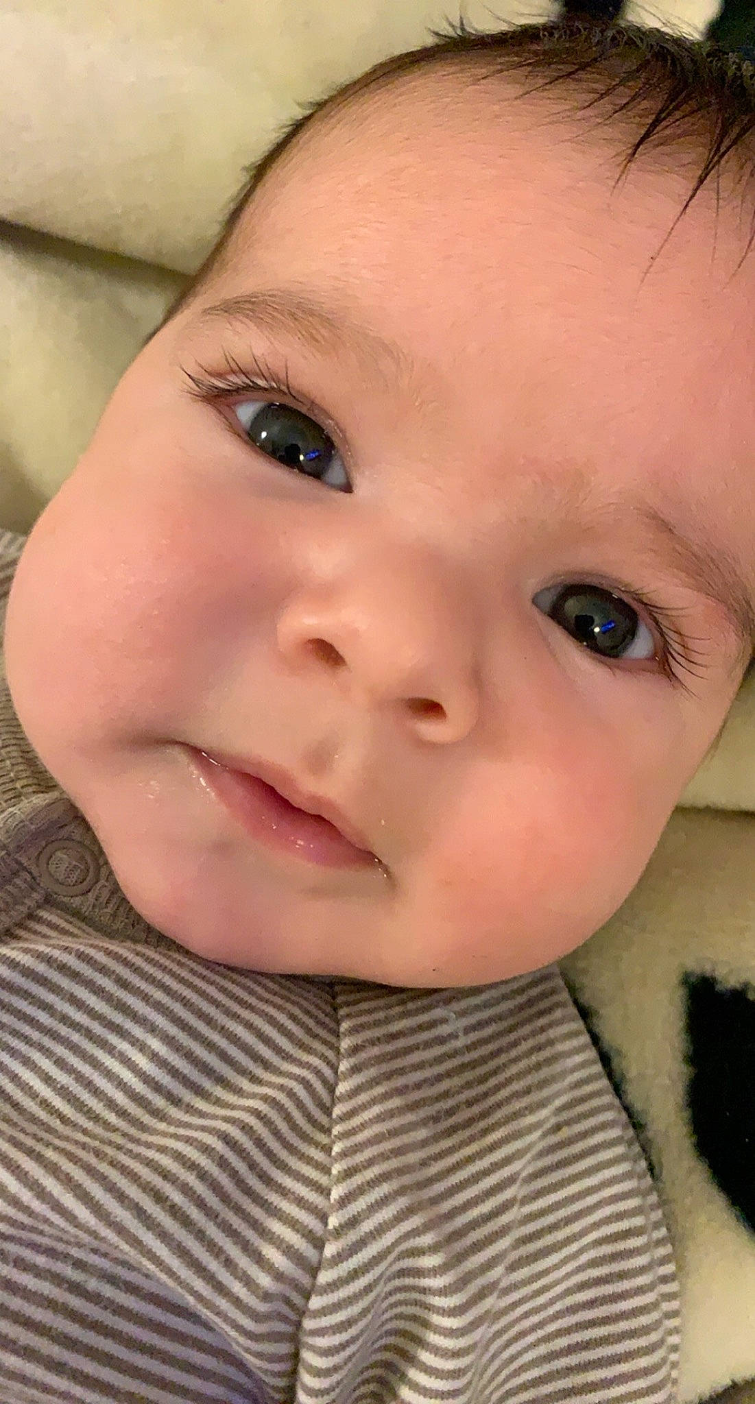 Cayden participe au concours pour gagner de l'argent avec cette photo : baby, baby_toddler_clothing, cheek, child, chin, ear, eyebrow, eyelash, facial_expression, forehead, happy, human, iris, lip, mouth, nose, person, skin, sleeve, smile