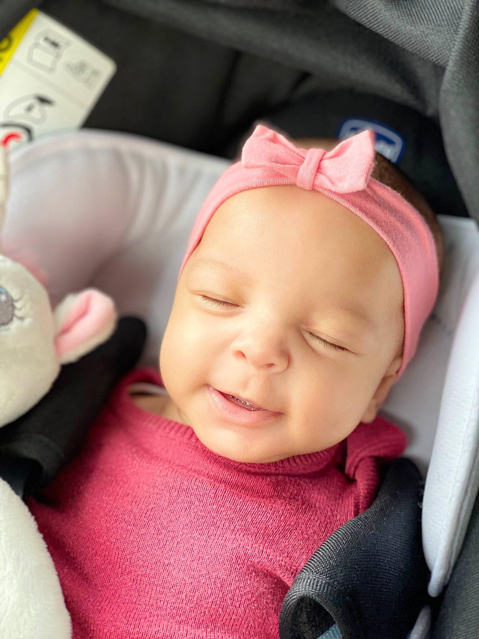 Tyah-mahora a rejoint le concours — aidez-le/la à gagner de superbes lots ! baby, baby_carriage, baby_in_car_seat, baby_products, car_seat, cheek, child, joy, lip, person, pink, product, skin, sleep, toddler