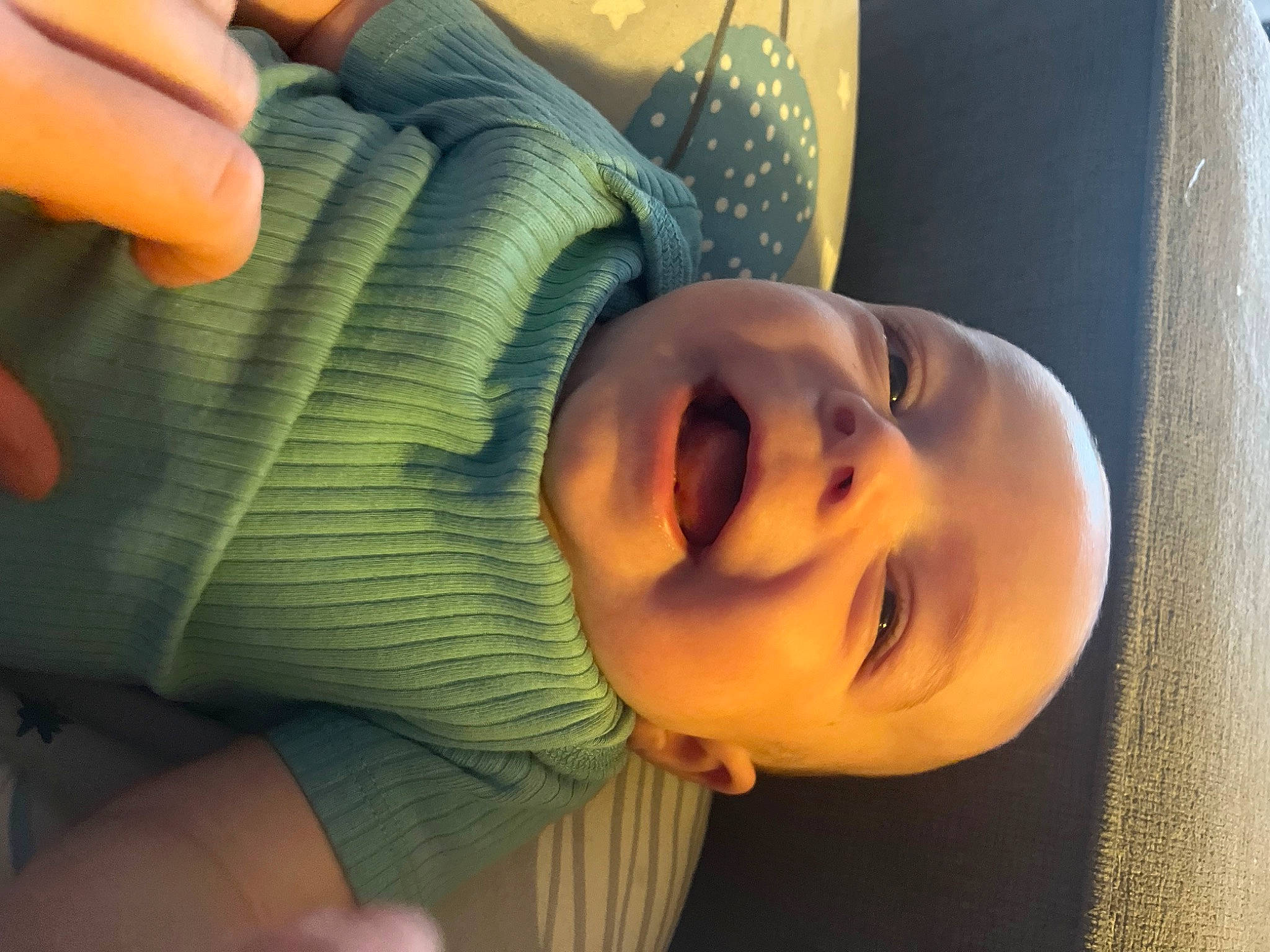 Archer is registered to the contest to win money with this photo: cheek, chin, ear, eye, eyebrow, facial_expression, forehead, hairstyle, hand, head, human_body, iris, jaw, lip, mouth, neck, nose, person, skin, smile