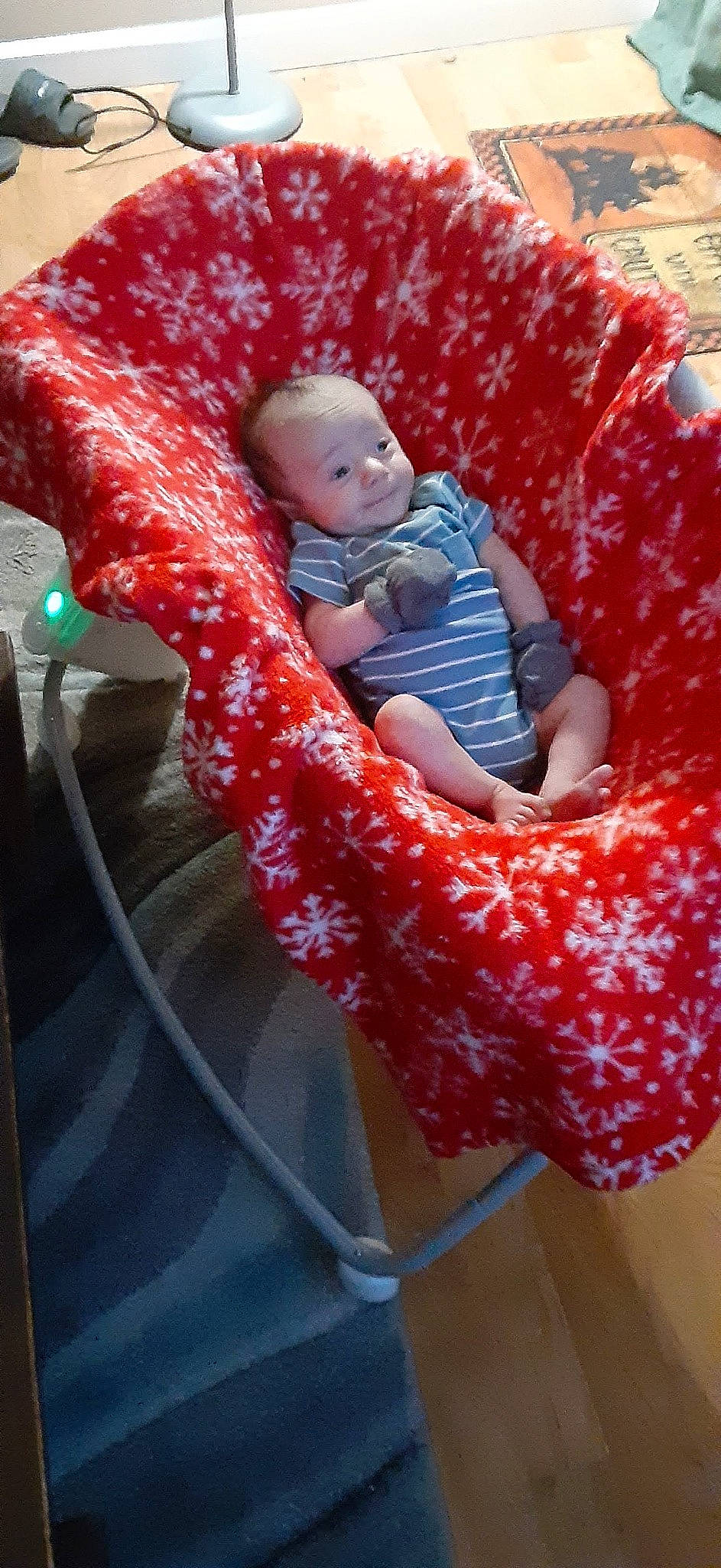 Drake is registered to the contest to win money with this photo: baby, baby_products, baby_safety, baby_toddler_clothing, carmine, child, comfort, fun, happy, leisure, linens, magenta, pattern, peach, person, pink, play, red, sitting, textile