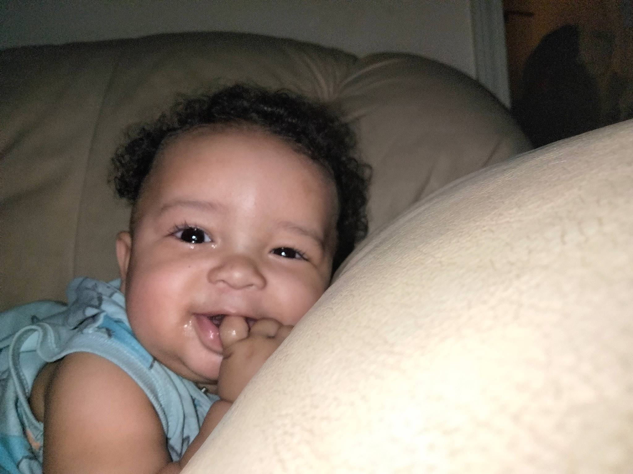 Jericho is registered to the contest to win money with this photo: arm, cheek, chin, comfort, eye, eyebrow, face, flash_photography, forehead, hand, head, human_body, iris, jaw, lip, mouth, neck, nose, person, skin