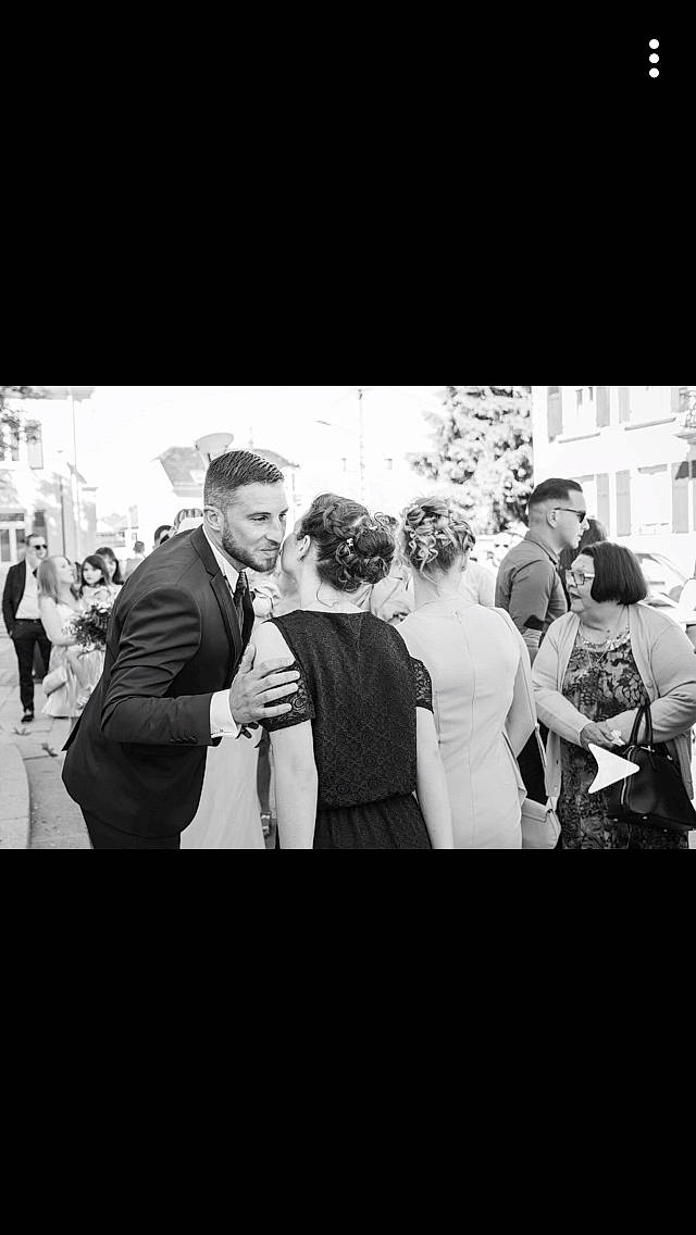 Perrine a rejoint le concours — aidez-le/la à gagner de superbes lots ! black, black_and_white, bride, ceremony, dress, event, font, gentleman, happy, interaction, love, male, monochrome, monochrome_photography, person, photograph, photography, snapshot, stock_photography, wedding