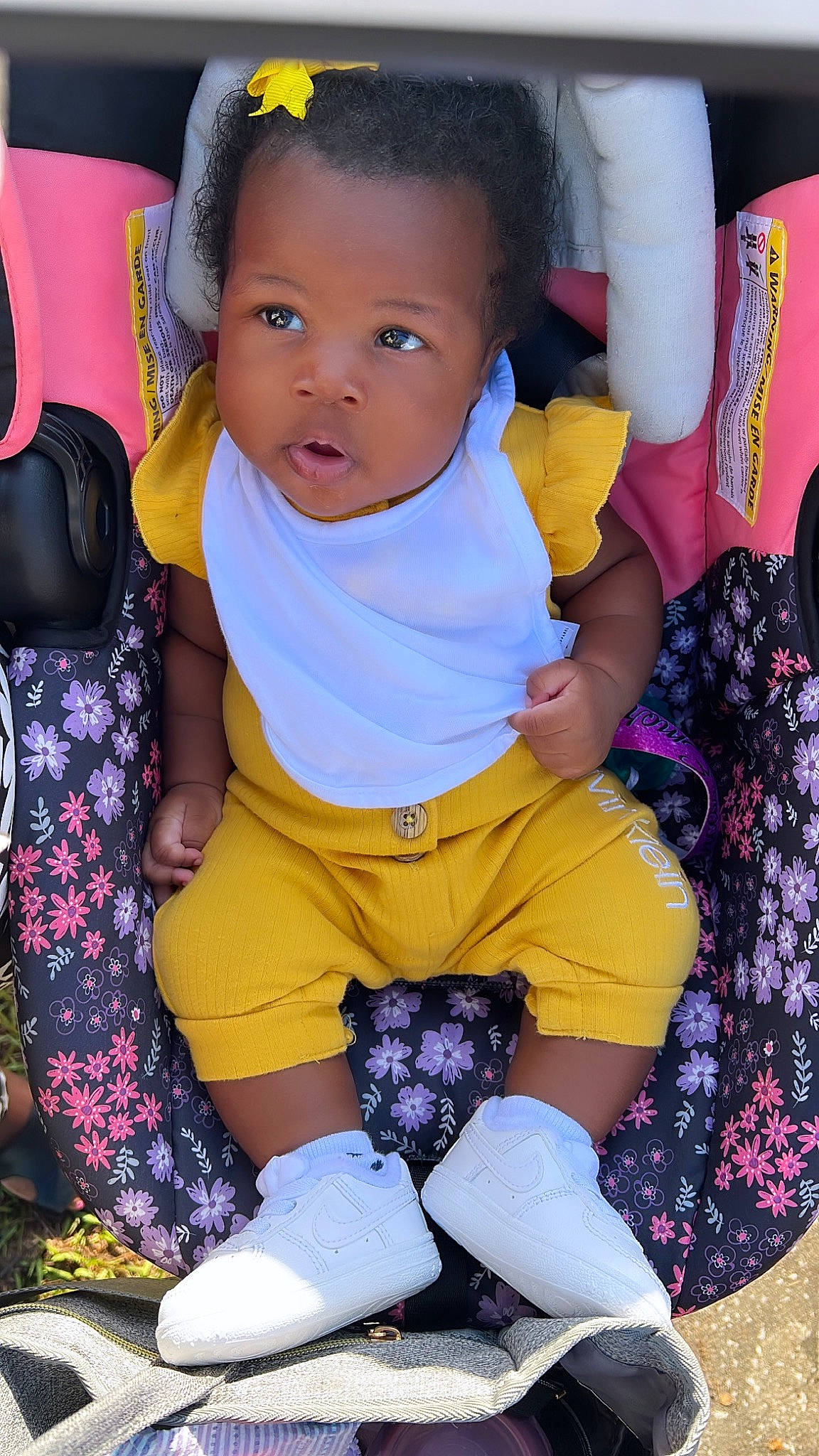 Emori is registered to the contest to win money with this photo: baby, baby_toddler_clothing, beauty, cheek, child, finger, fun, hairstyle, hand, happy, people, person, pink, product, purple, skin, sleeve, textile, thigh, toddler