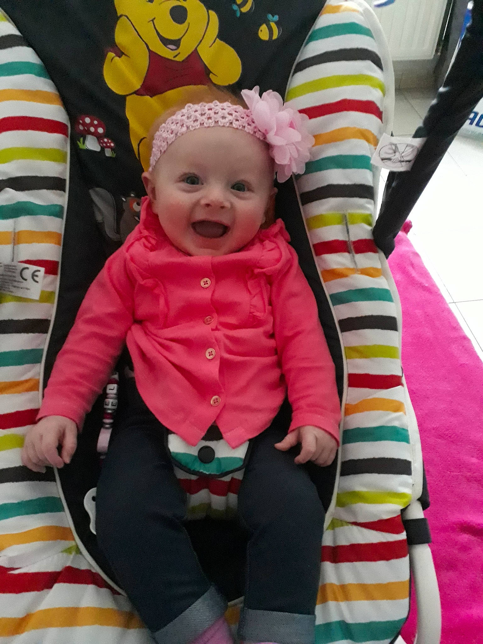 Eléana participe au concours pour gagner de l'argent avec cette photo : baby, baby_products, cheek, child, person, pink, product, smile, textile, toddler