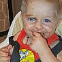 Wayne a rejoint le concours — aidez-le/la à gagner de superbes lots ! baby, blue_eyes, child, cute, dirty_face, eating, food, funny, hand, happy, high_chair, indoor, messy_hair, playful, portrait, red_tank_top, seatbelt, smile, toddler, tom_and_jerry