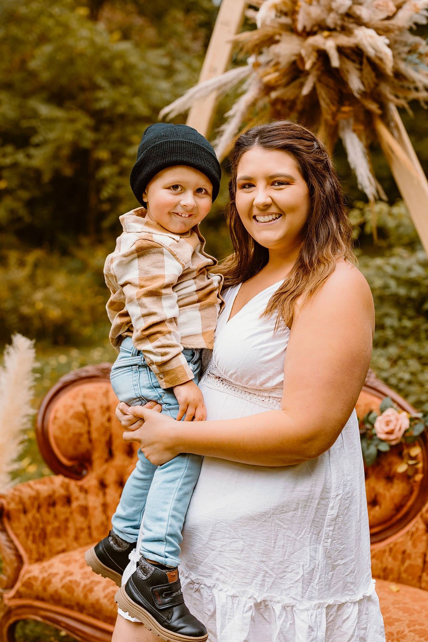 Landyn is registered to the contest to win money with this photo: beauty, child, event, facial_expression, fashion, flash_photography, fun, grass, green, happy, headwear, joy, leaf, leisure, people_in_nature, person, photograph, plant, sitting, smile