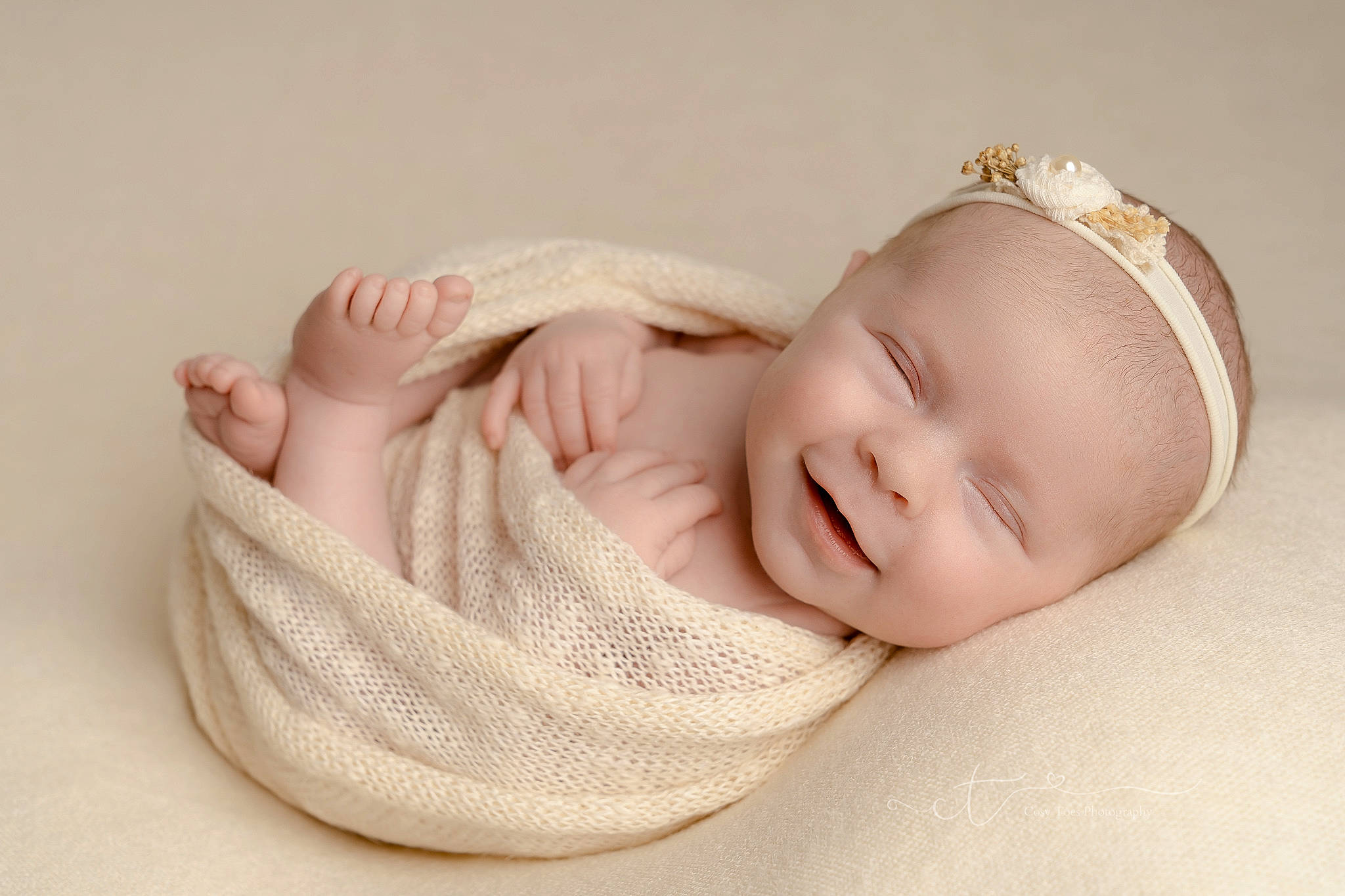 Dolly is registered to the contest to win money with this photo: baby, baby_sleeping, baby_toddler_clothing, cheek, child, clothing, collar, comfort, eyelash, fashion_accessory, flash_photography, happy, headband, headgear, linens, lip, neck, person, skin, sleeve