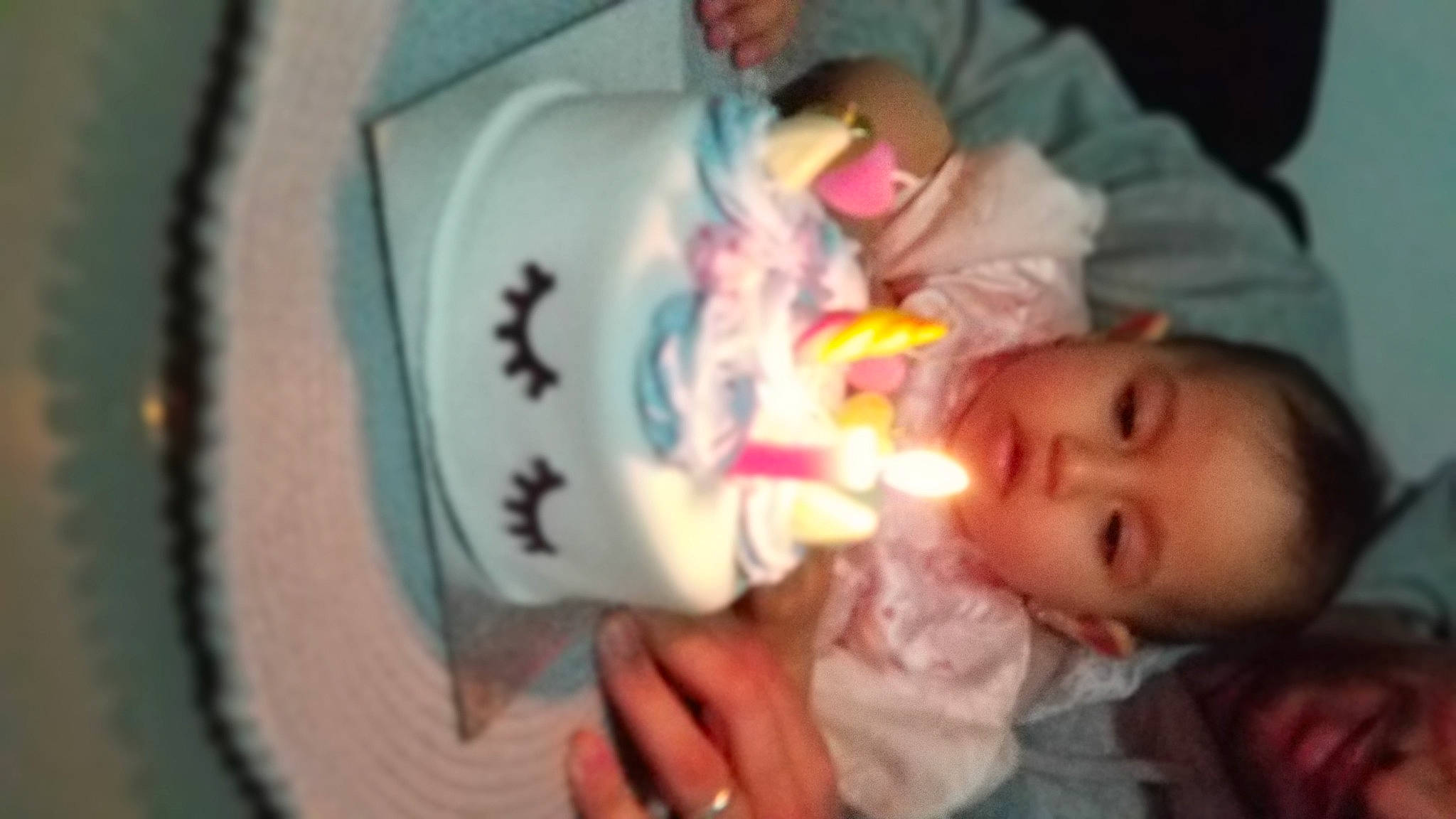 Lilya a rejoint le concours — aidez-le/la à gagner de superbes lots ! baby, baby_toddler_clothing, cheek, child, chin, ear, event, eyebrow, eyelash, facial_expression, finger, fun, iris, lip, mouth, nail, nose, person, skin, thumb