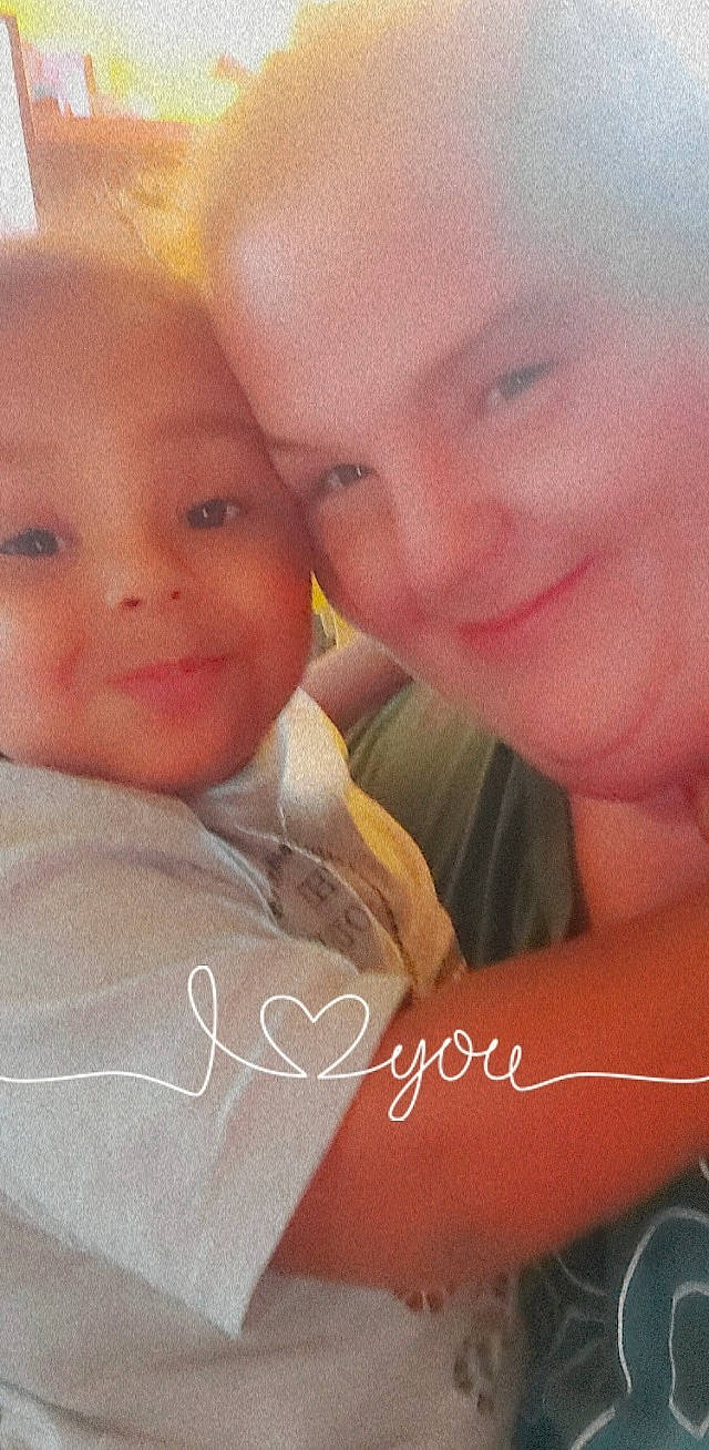 Ariyanna is registered to the contest to win money with this photo: cheek, cloud, cool, ear, eye, eyebrow, eyelash, finger, forehead, gesture, happy, iris, jaw, joy, lip, mouth, muscle, neck, nose, person