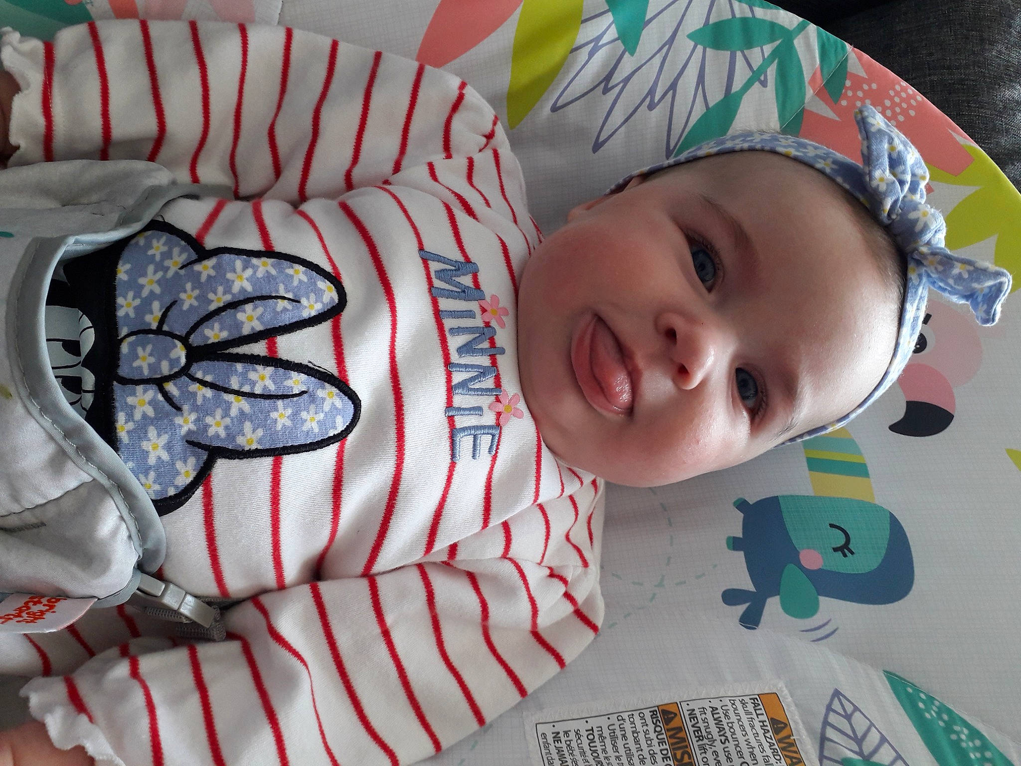 Méline participe au concours pour gagner de l'argent avec cette photo : baby, baby_products, baby_toddler_clothing, cheek, child, comfort, cool, eye, happy, hat, headgear, mouth, nose, pattern, person, product, skin, smile, textile, toddler