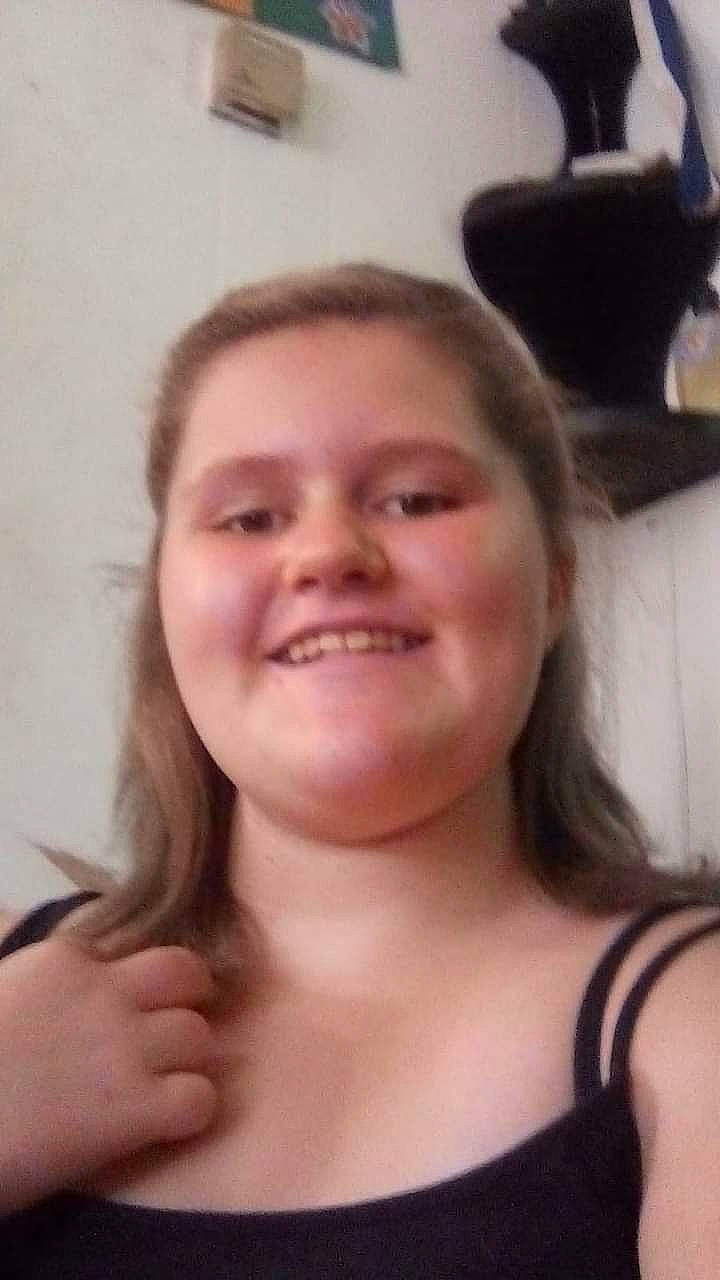 Angel is registered to the contest to win money with this photo: cheek, chin, eye, eyebrow, eyelash, face, forehead, hair, hairstyle, head, joint, joy, lip, mouth, muscle, nose, organ, person, shoulder, skin