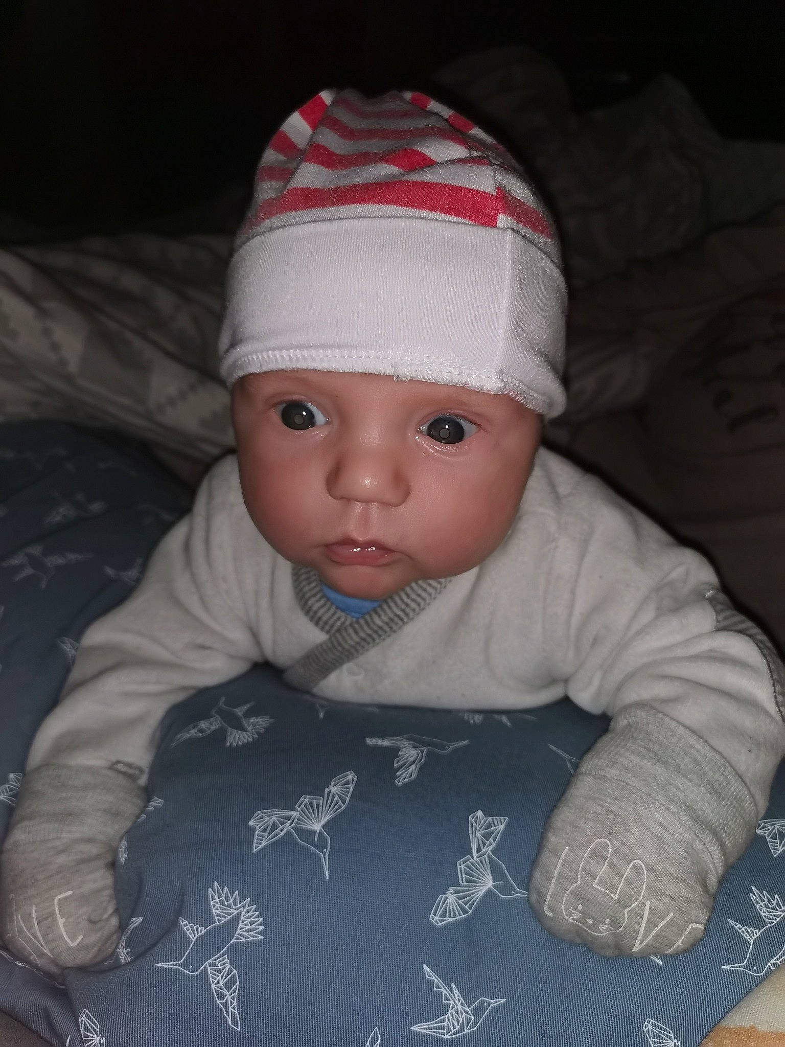 Alexy a rejoint le concours — aidez-le/la à gagner de superbes lots ! baby, bonnet, child, head, headgear, headwear, person, toddler