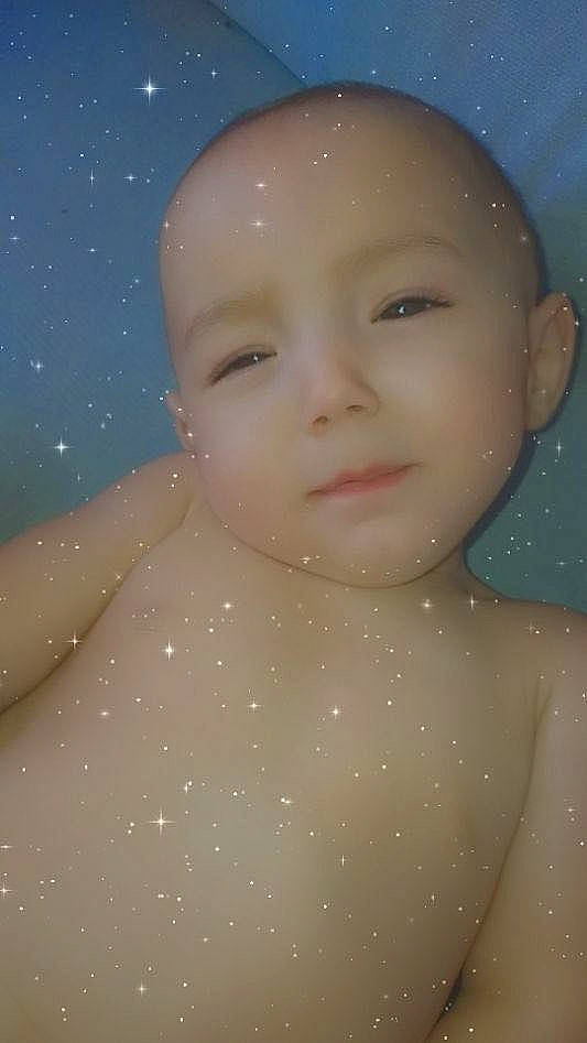 Francesco participe au concours pour gagner de l'argent avec cette photo : art, blond, cheek, chest, child, chin, eye, eyebrow, eyelash, facial_expression, fun, hairstyle, happy, iris, lip, neck, no_expression, nose, pattern, person