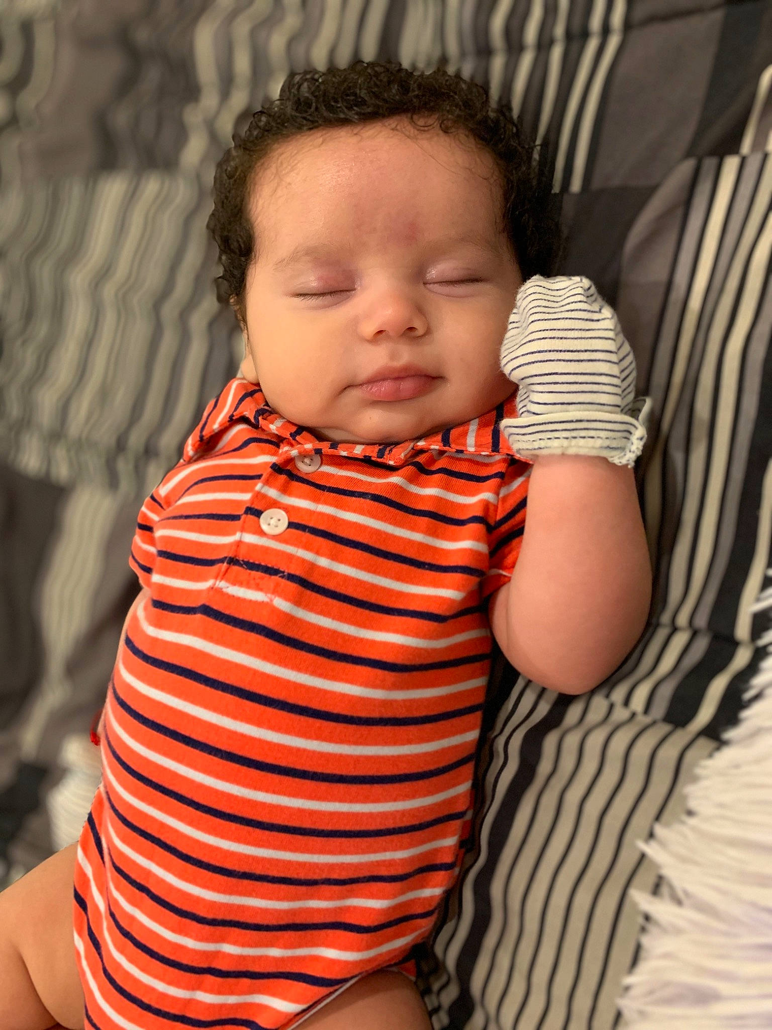 Ezequiel is registered to the contest to win money with this photo: arm, baby, cheek, child, chin, face, head, neck, nose, person, skin, toddler