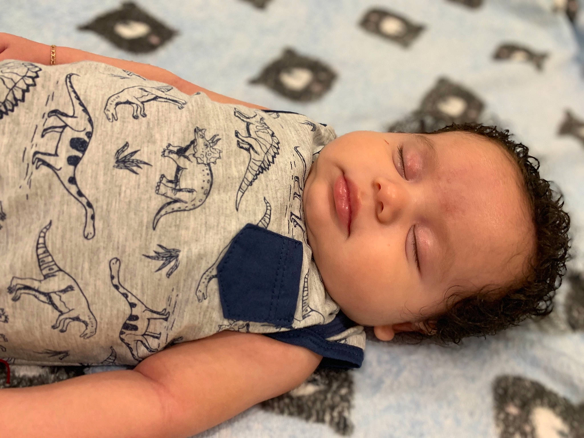 Ezequiel is registered to the contest to win money with this photo: baby, baby_sleeping, bedtime, birth, cheek, child, ear, eye, face, forehead, hand, happy, head, human, nap, nose, person, photography, sleep, toddler