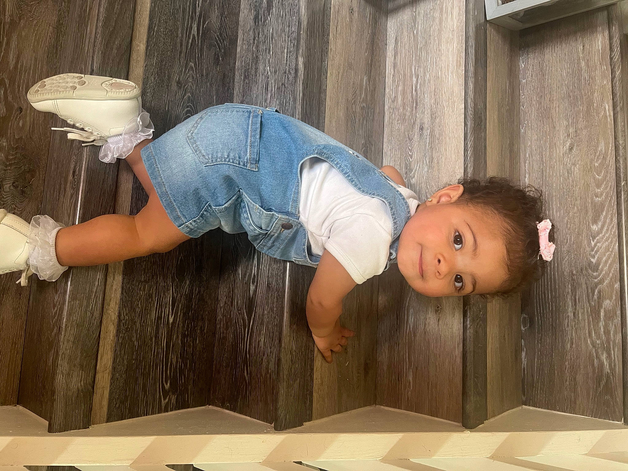 Araya joined the competition — help win amazing prizes! child, elbow, flash_photography, flooring, fun, happy, hardwood, hat, human_leg, joint, knee, organ, person, sitting, standing, t_shirt, thigh, toddler, trunk, waist