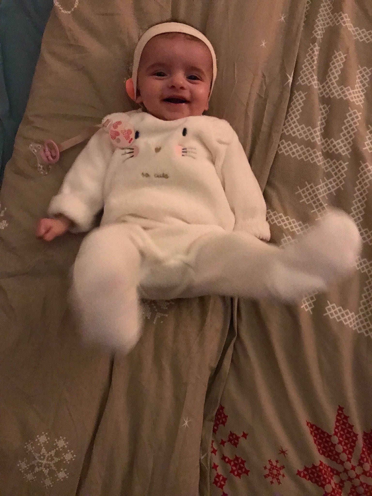 Beatriz a rejoint le concours — aidez-le/la à gagner de superbes lots ! baby, child, person, skin, toddler