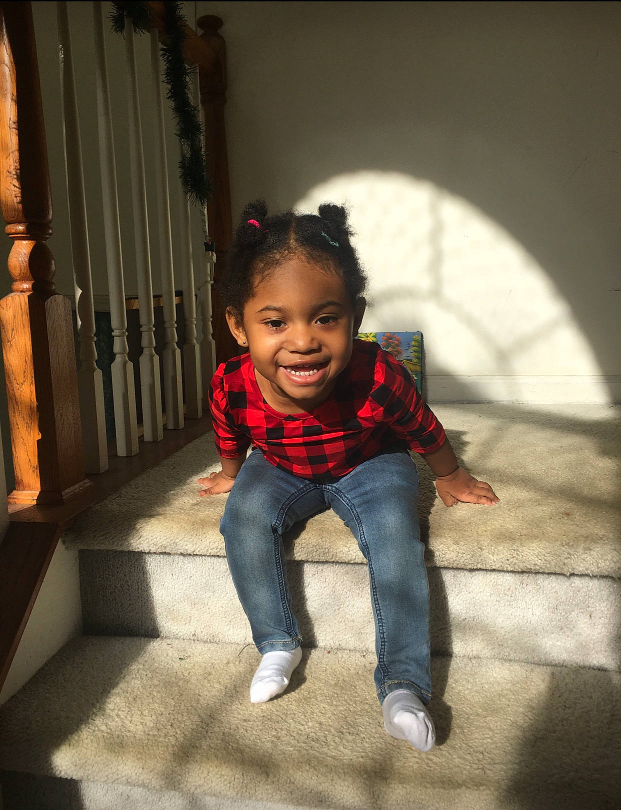 Kiarah is registered to the contest to win money with this photo: baby, baby_toddler_clothing, child, darkness, denim, flash_photography, flooring, fun, happy, jeans, joy, leisure, person, portrait_photography, sitting, sleeve, smile, symmetry, t_shirt, tints_and_shades