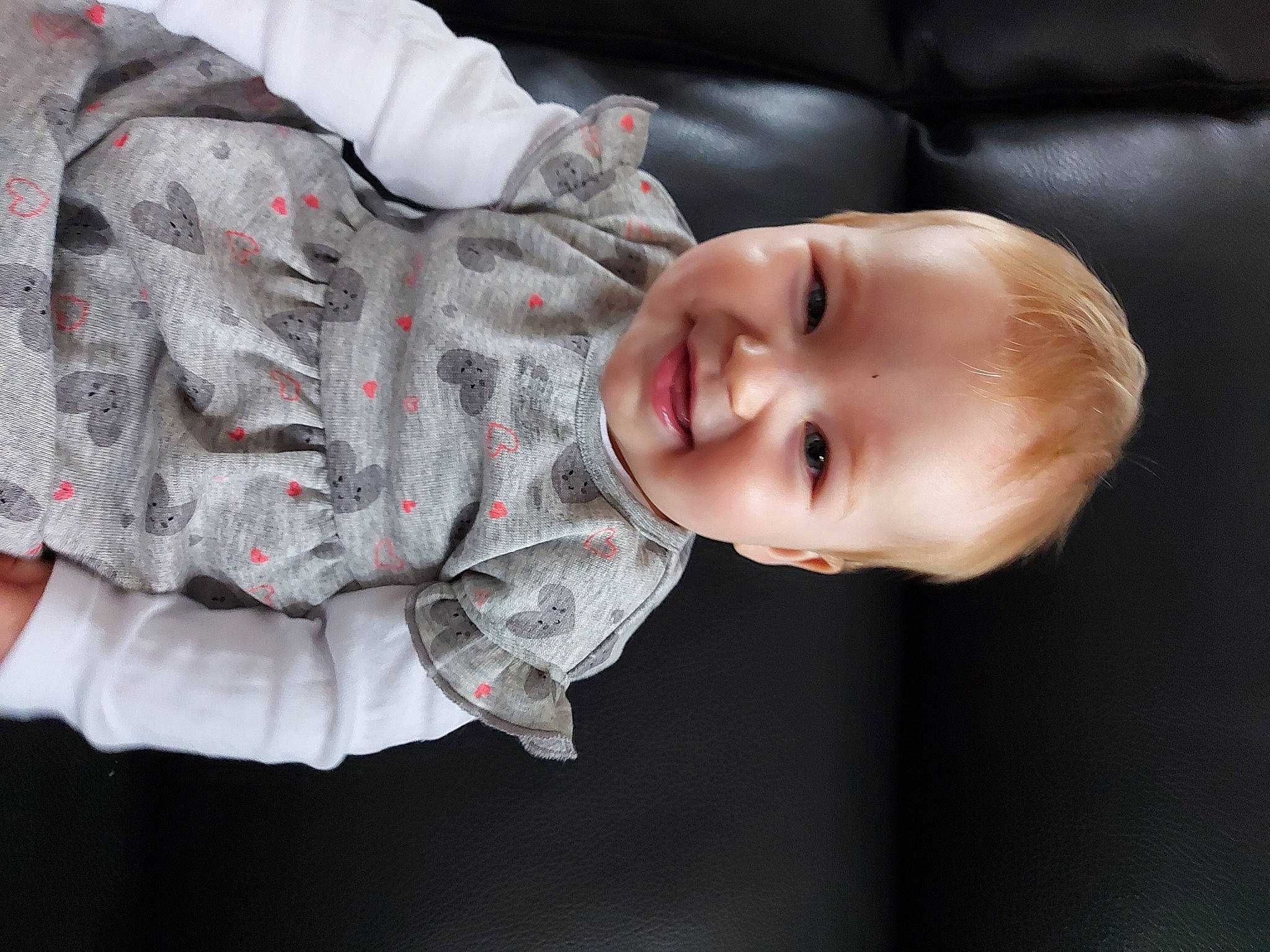 Mia a rejoint le concours — aidez-le/la à gagner de superbes lots ! baby, cheek, child, chin, ear, head, joy, mouth, nose, person, photography, portrait_photography, skin, smile, toddler