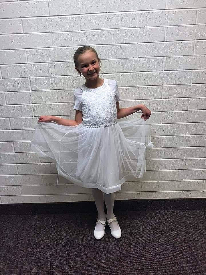 Makayla joined the competition — help win amazing prizes! arm, barefoot, day_dress, dress, embellishment, event, eyewear, fashion_accessory, fashion_design, flash_photography, hair, happy, human_body, human_leg, joy, pattern, person, ruffle, sleeve, smile