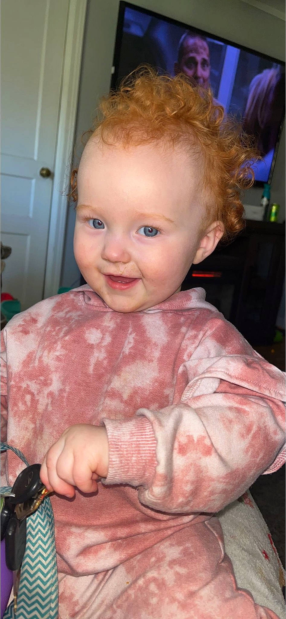 Emberlee joined the competition — help win amazing prizes! baby, cheek, door, eye, eyelash, facial_expression, finger, gesture, hair, hand, head, human, iris, joy, lip, mouth, nose, person, pink, skin