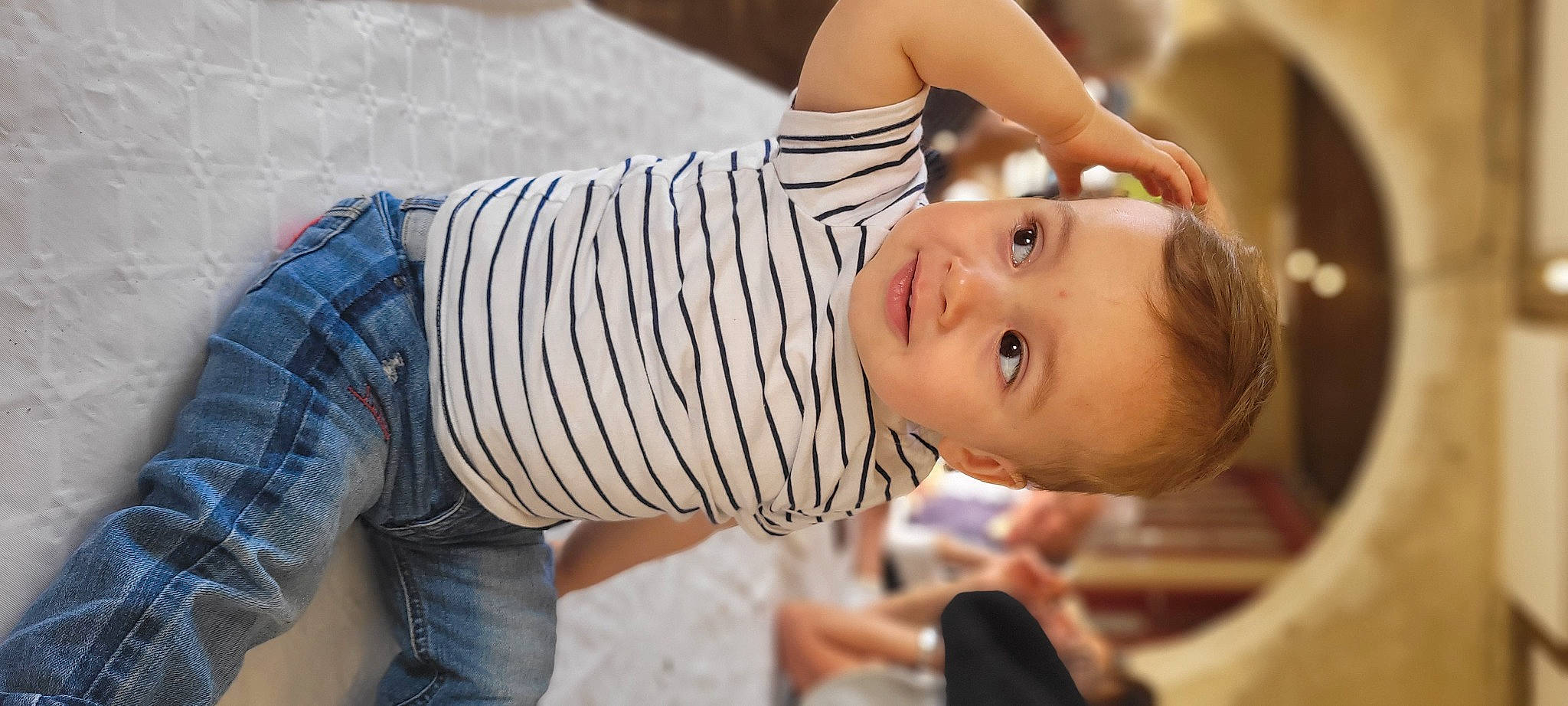 Jacob participe au concours pour gagner de l'argent avec cette photo : abdomen, baby, black_hair, chest, child, elbow, eyelash, flash_photography, fun, happy, human_leg, knee, leisure, lip, mouth, neck, person, thigh, toddler, trunk