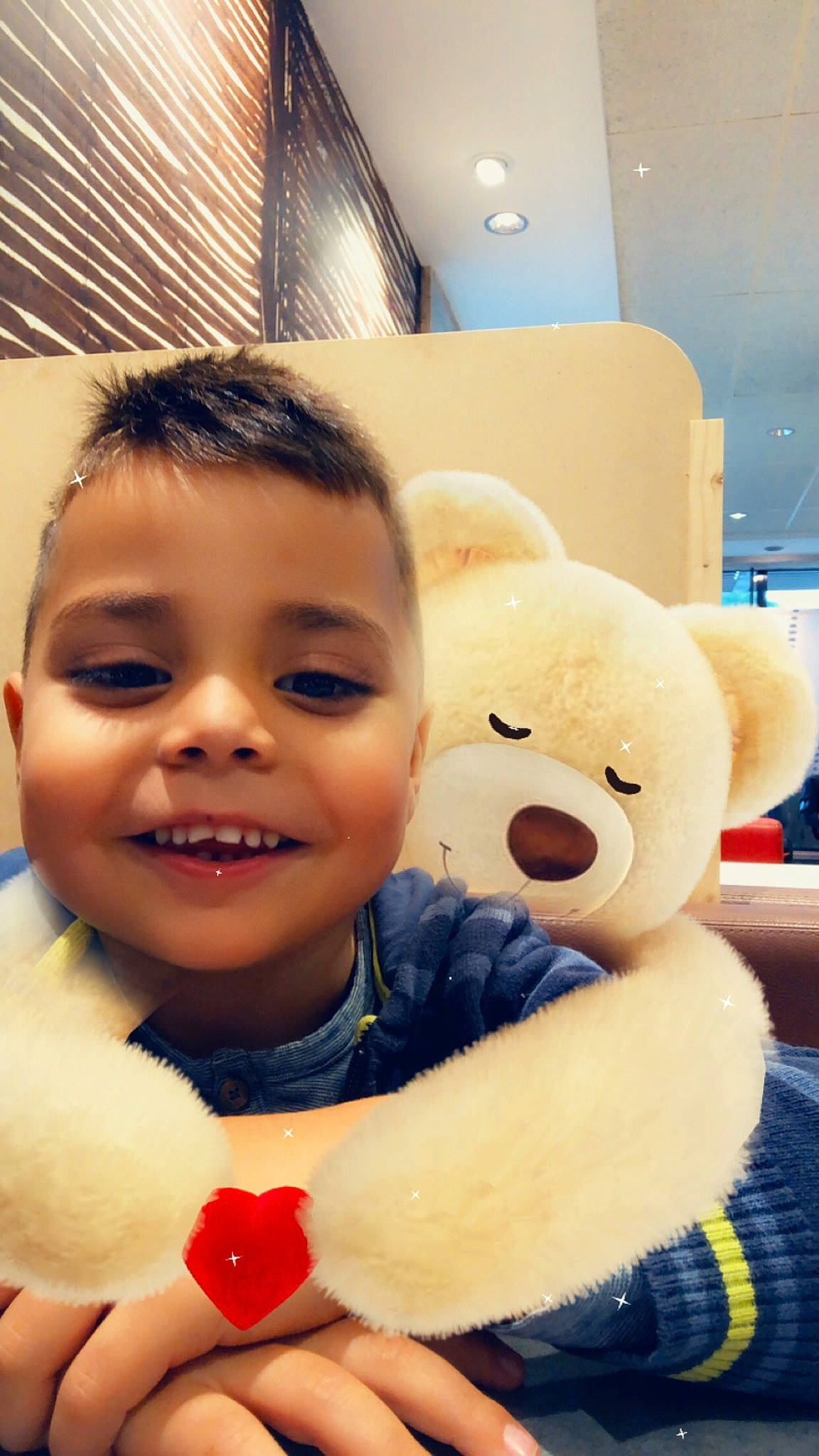 Naël a rejoint le concours — aidez-le/la à gagner de superbes lots ! baby, baby_products, baby_toddler_clothing, baby_toys, bear, caesar_cut, cheek, child, citrullus, fruit, fur, happy, joy, love, mouth, person, pleased, plush, stuffed_toy, teddy_bear