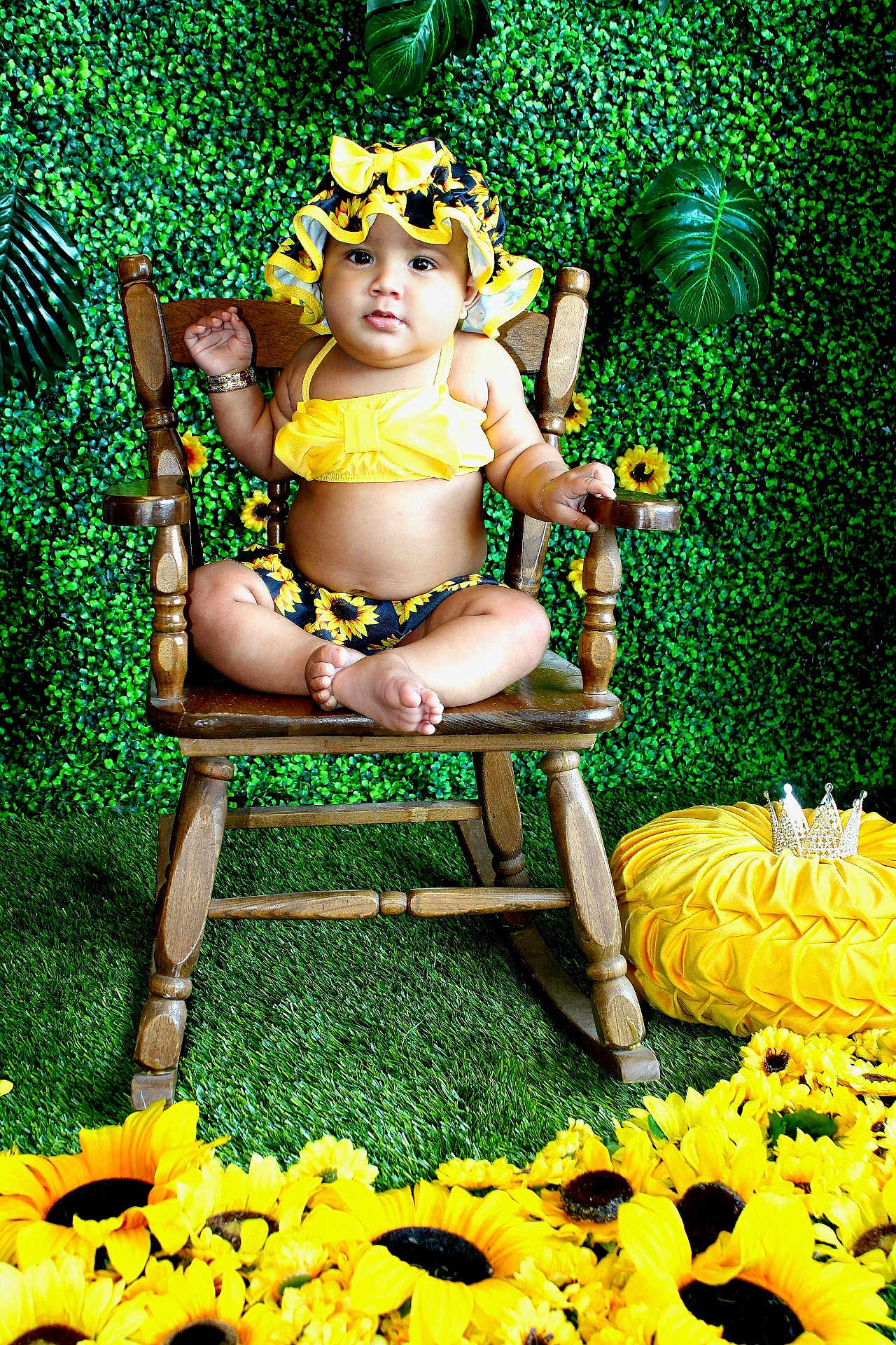 Kaylani is registered to the contest to win money with this photo: baby, chair, clothing, daisy, face, flower, flowerarrangement, flowerbouquet, furniture, grass, hat, head, herbal, herbs, person, petal, photography, plant, portrait, sunflower