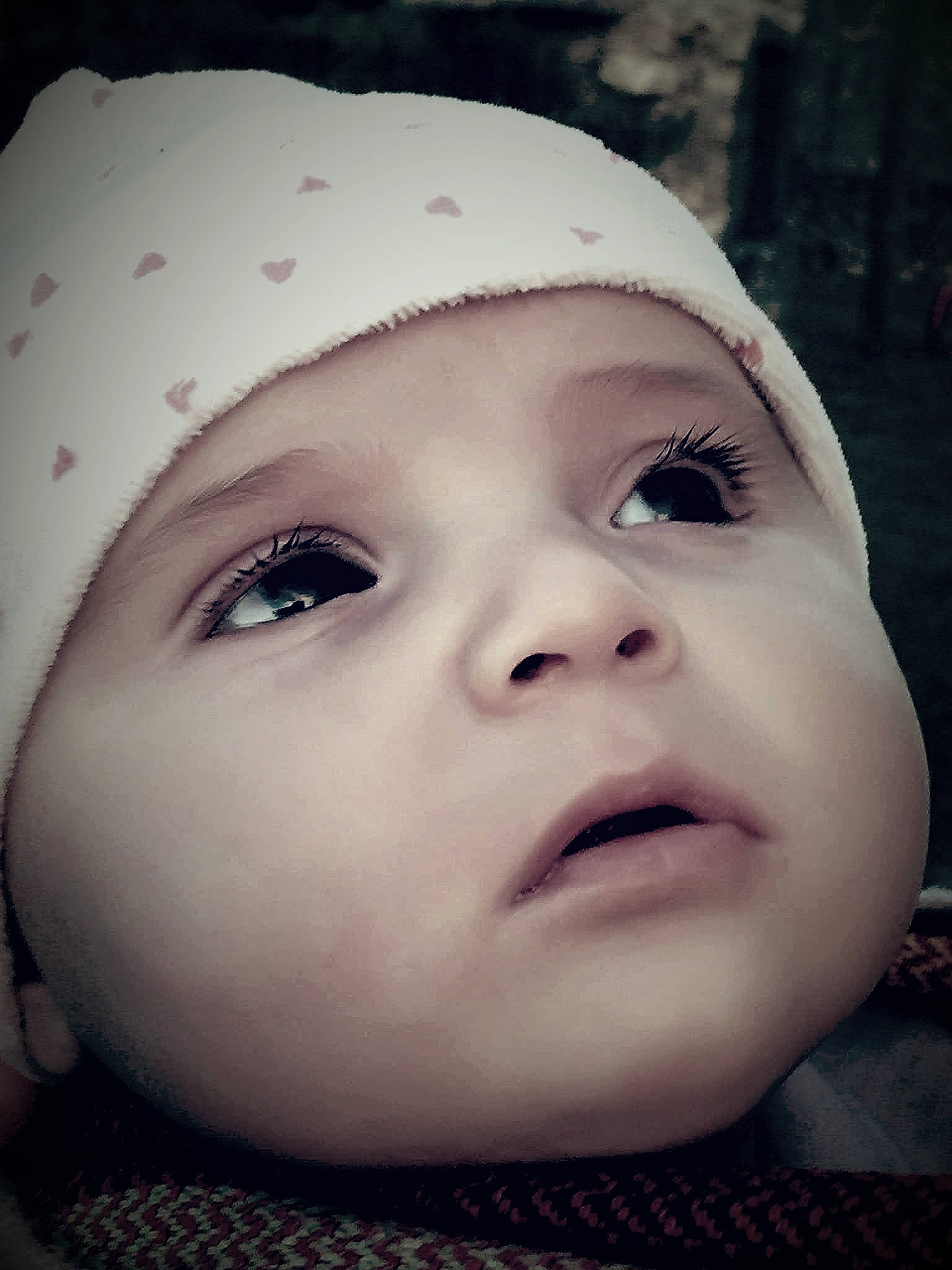 Emily participe au concours pour gagner de l'argent avec cette photo : baby, beauty, cheek, child, chin, close_up, eye, eyebrow, eyelash, face, forehead, head, headwear, lip, mouth, nose, person, photography, portrait_photography, skin