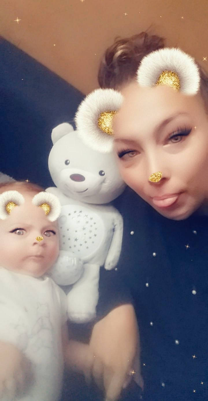 Illyann participe au concours pour gagner de l'argent avec cette photo : cheek, child, doll, ear, face, fawn, figurine, forehead, head, person, photography, skin, smile, toy, white