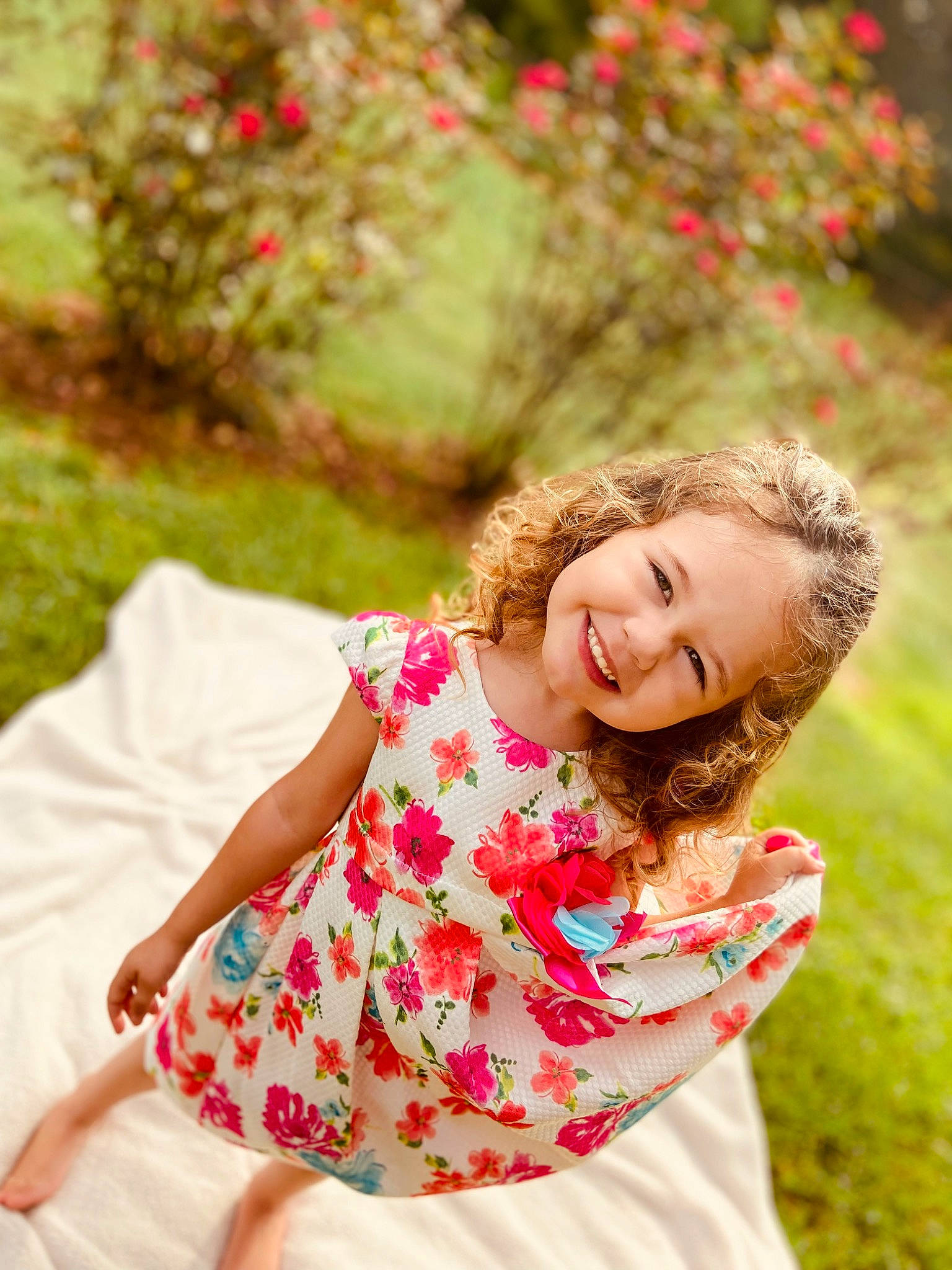 Laklynn Joanne joined the competition — help win amazing prizes! beauty, botany, dress, flash_photography, grass, happy, joy, leaf, leisure, nature, people_in_nature, person, photograph, pink, plant, recreation, skin, sleeve, smile, summer