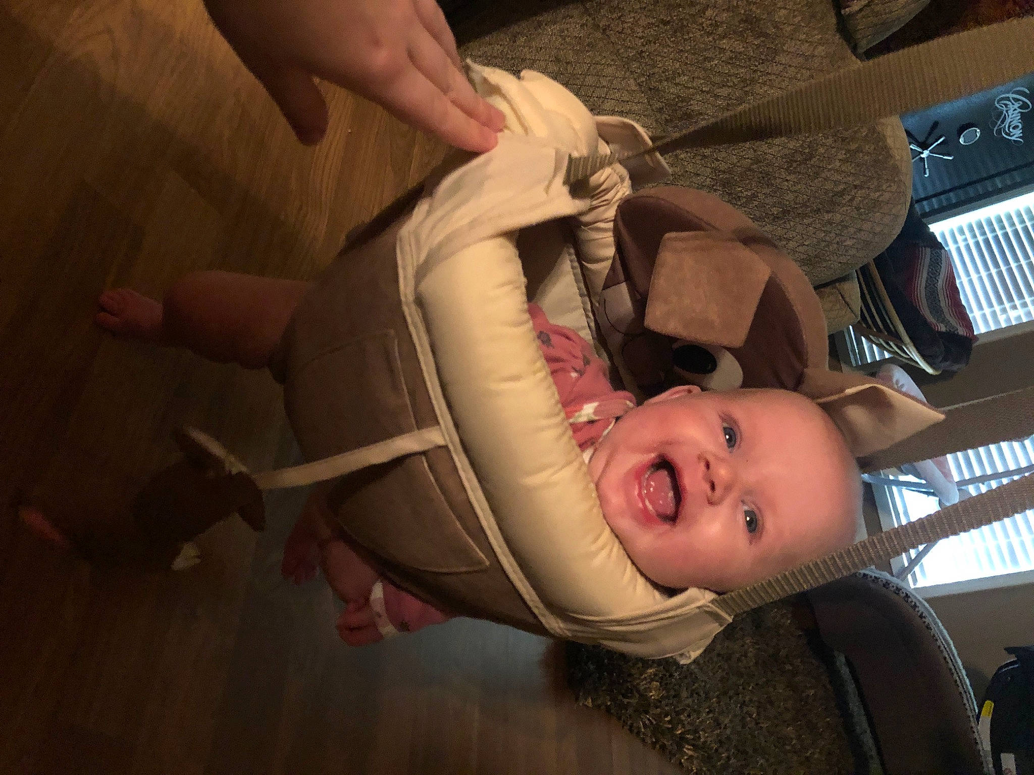 Kendal is registered to the contest to win money with this photo: baby, birth, child, hand, person, toddler