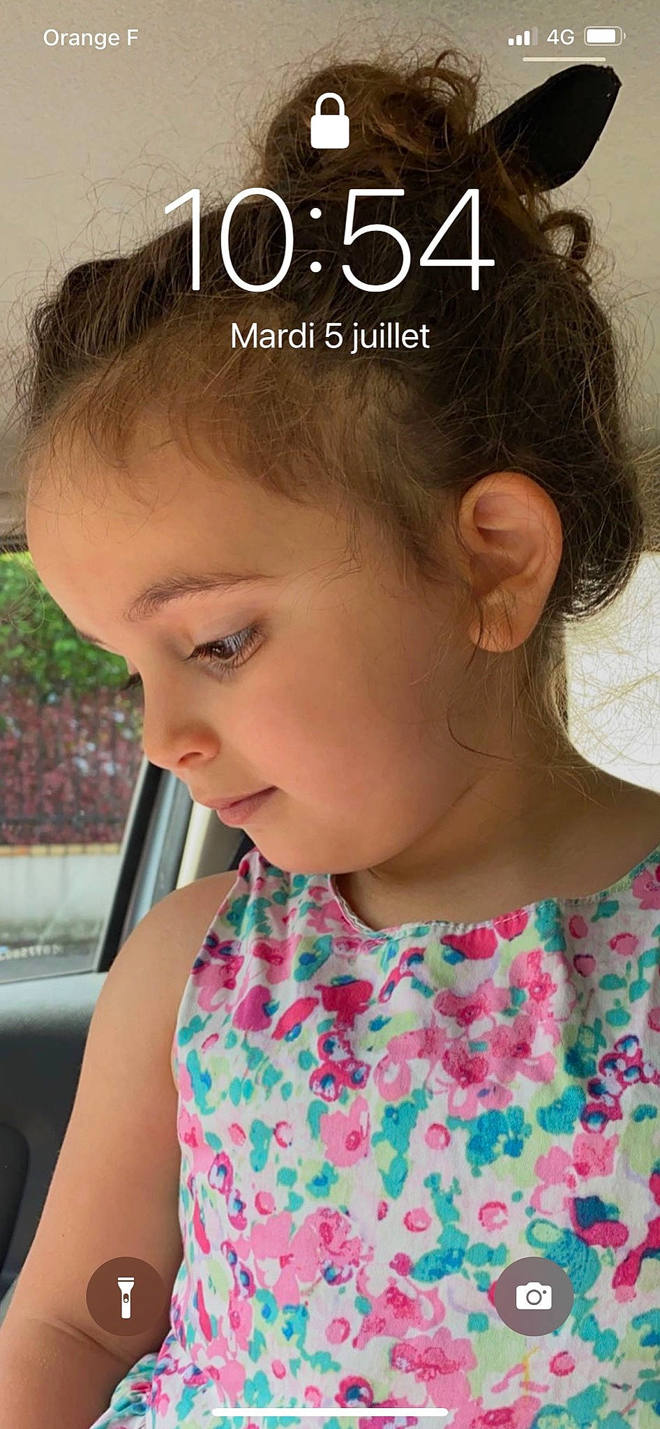 Jeanne a rejoint le concours — aidez-le/la à gagner de superbes lots ! baby_toddler_clothing, cheek, child, chin, clothing, eyelash, face, facial_expression, hairstyle, happy, iris, lip, neck, nose, person, pink, plant, product, skin, sleeve