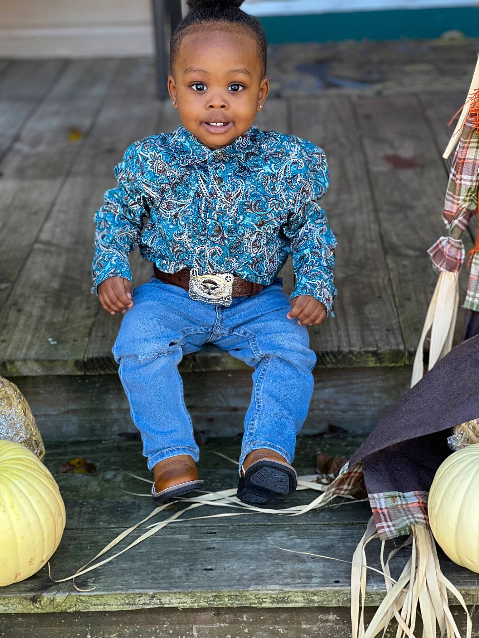 Kasen joined the competition — help win amazing prizes! baby_toddler_clothing, black, blue, child, cool, denim, electric_blue, fashion, flash_photography, fun, happy, joy, leg, organ, people, person, pumpkin, shoe, smile, sneakers