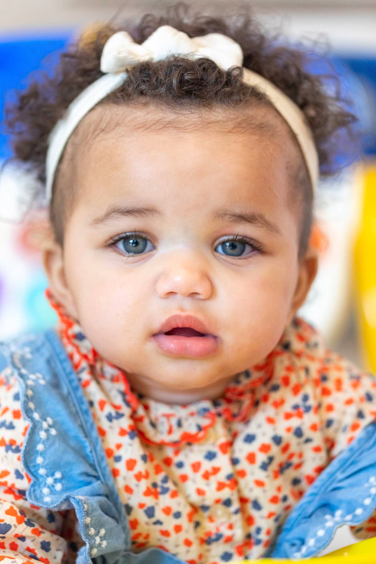 Zoé a rejoint le concours — aidez-le/la à gagner de superbes lots ! beauty, cheek, child, chin, close_up, eye, eyelash, face, facial_expression, flash_photography, fun, hairstyle, happy, iris, lip, nose, organ, people, person, skin