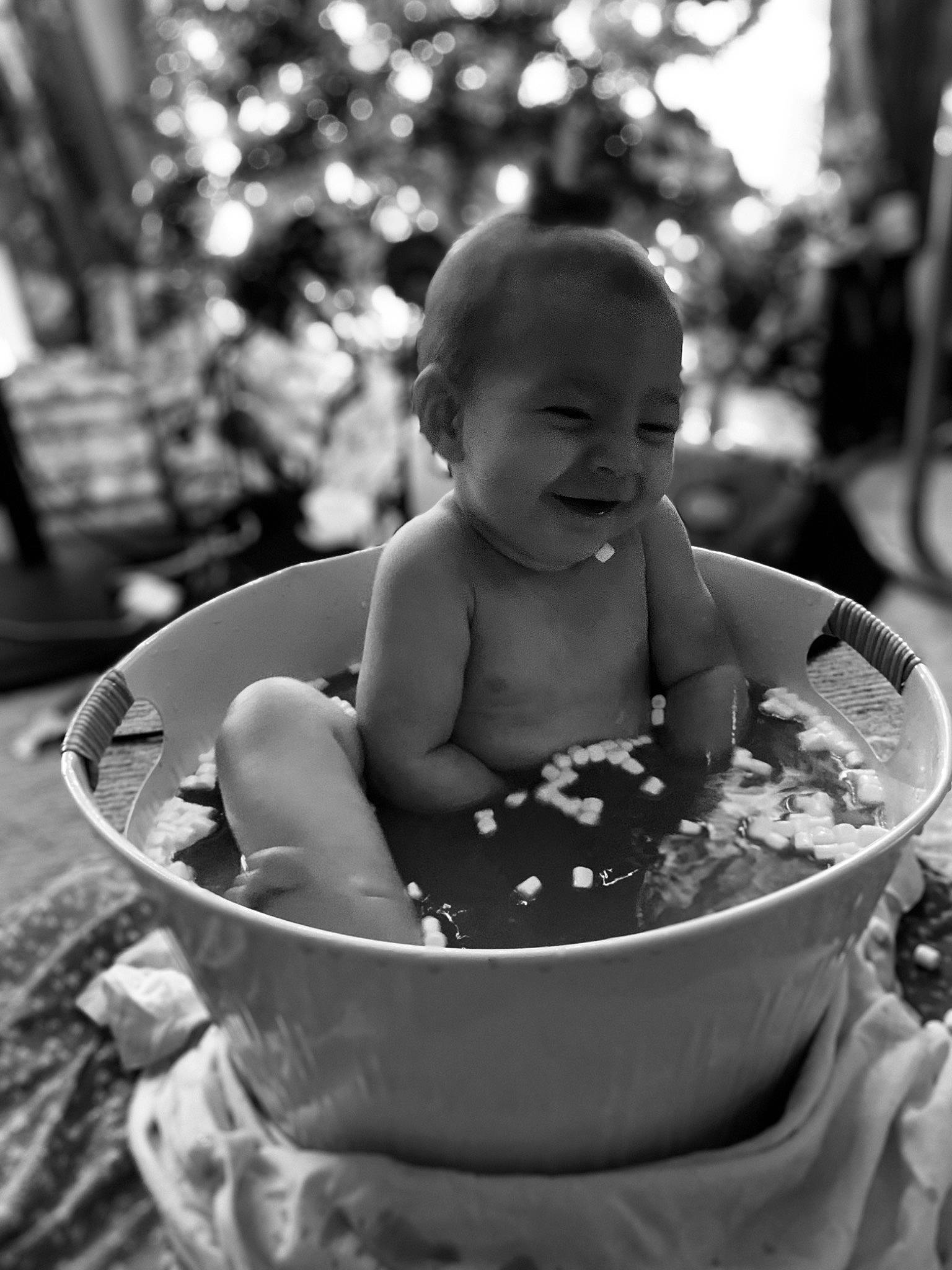 Ava Rae is registered to the contest to win money with this photo: baby, baby_products, bathing, black_and_white, child, face, fun, happy, head, monochrome, monochrome_photography, person, photography, sitting, smile, toddler, white