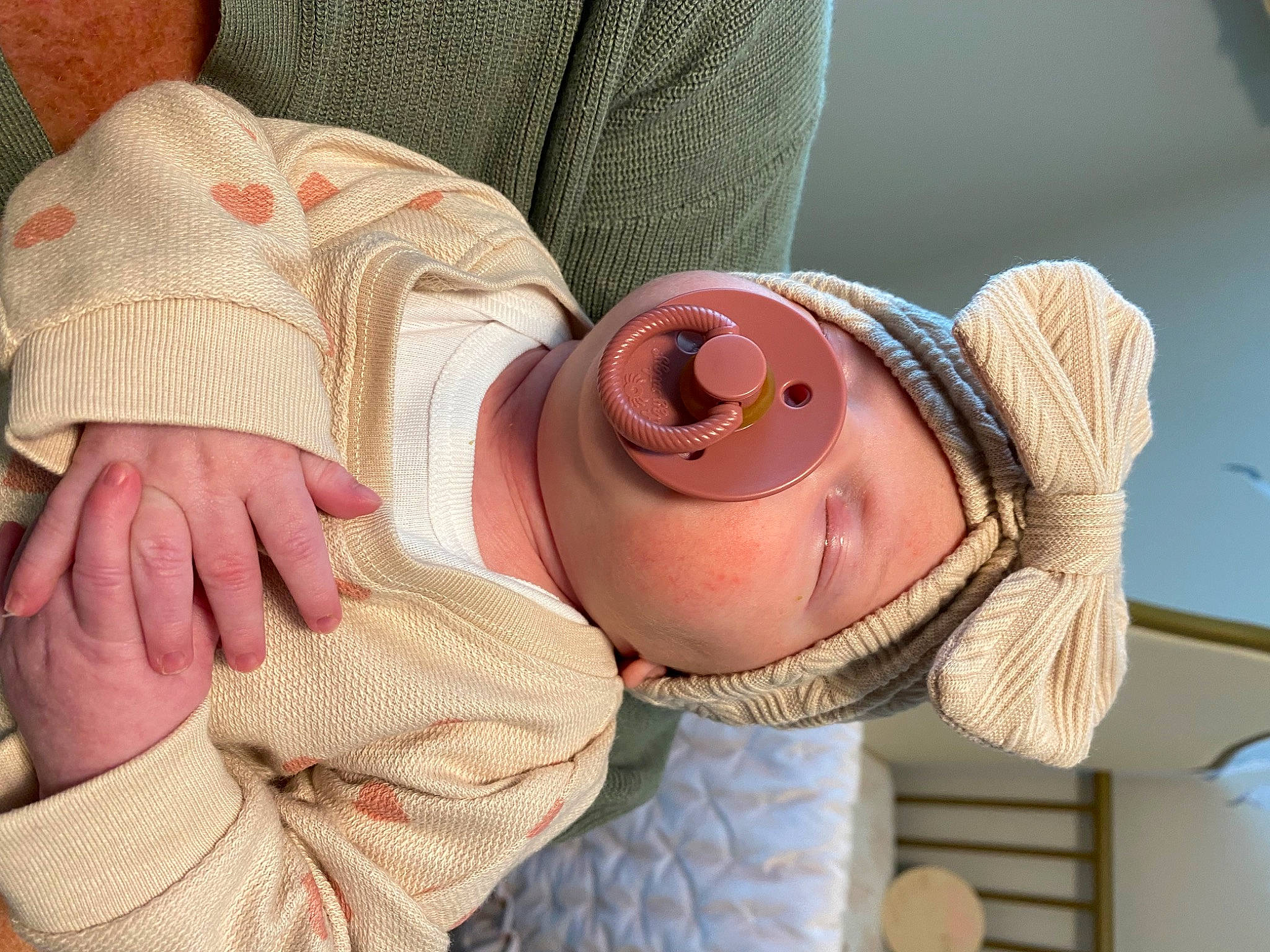 Saylor joined the competition — help win amazing prizes! abdomen, beauty, cap, child, comfort, elbow, finger, gesture, glasses, hand, happy, hat, nail, neck, person, skin, sleeve, sun_hat, thumb, wood