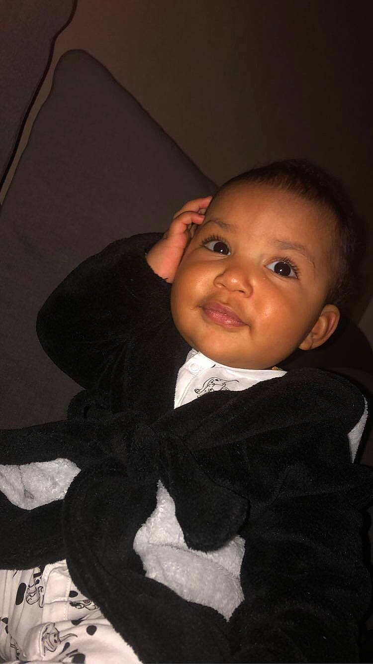 Mahdî participe au concours pour gagner de l'argent avec cette photo : baby, baby_toddler_clothing, cheek, chin, collar, comfort, dress_shirt, eye, eyebrow, flash_photography, formal_wear, fun, happy, head, iris, lip, nose, person, sleeve, smile