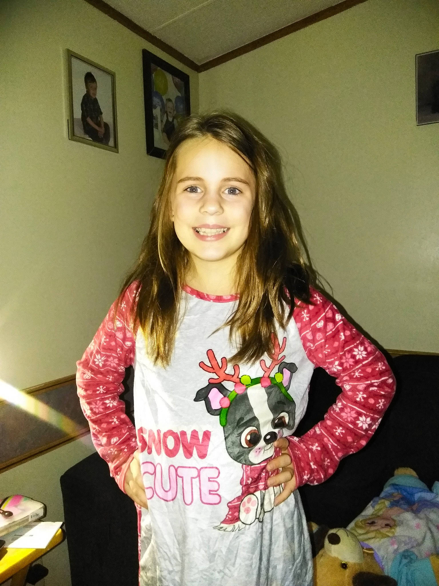 Madison is registered to the contest to win money with this photo: joy, outerwear, pajamas, person, sleeve, smile, t_shirt, top