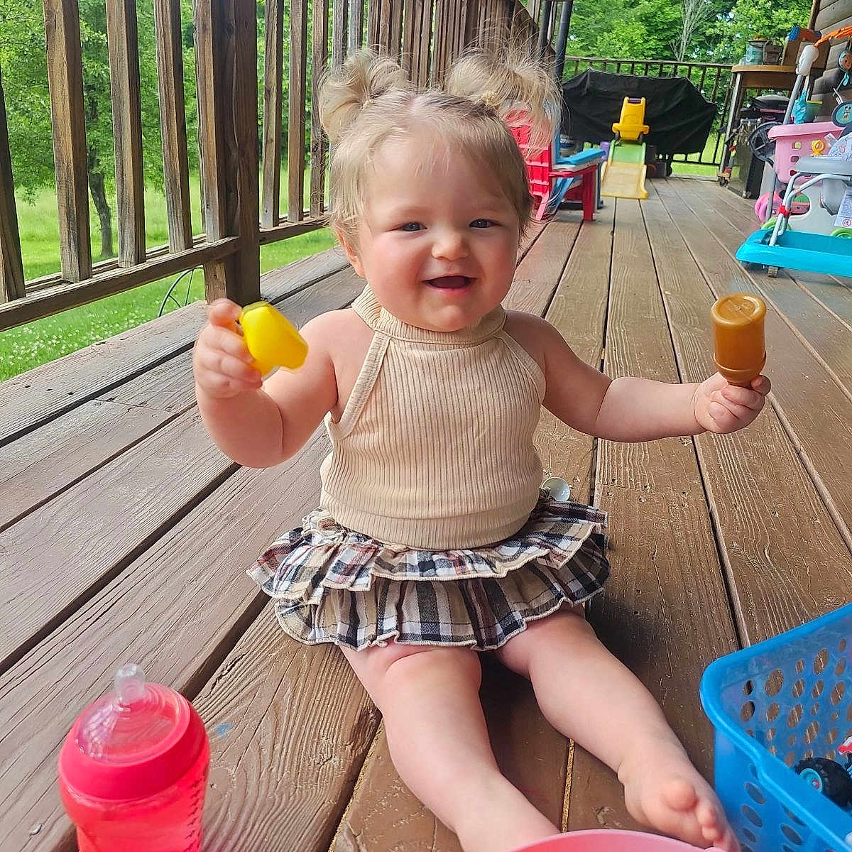 Stormii joined the competition — help win amazing prizes! architecture, backyard, building, clothing, cream, dessert, face, food, head, icecream, nature, outdoors, person, photography, plant, portrait, pottedplant, shelter, shorts, summer