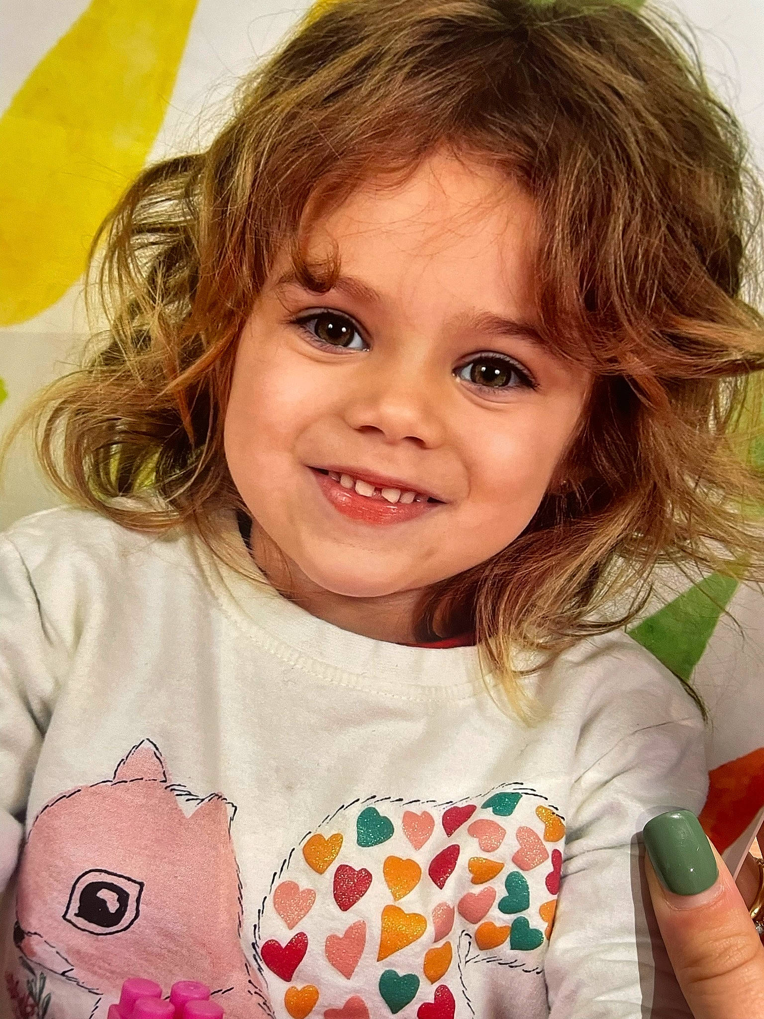 Lilou participe au concours pour gagner de l'argent avec cette photo : baby_toddler_clothing, cheek, chin, eye, eyebrow, eyelash, face, facial_expression, hair, hairstyle, happy, head, iris, joy, lip, mouth, nose, organ, person, skin