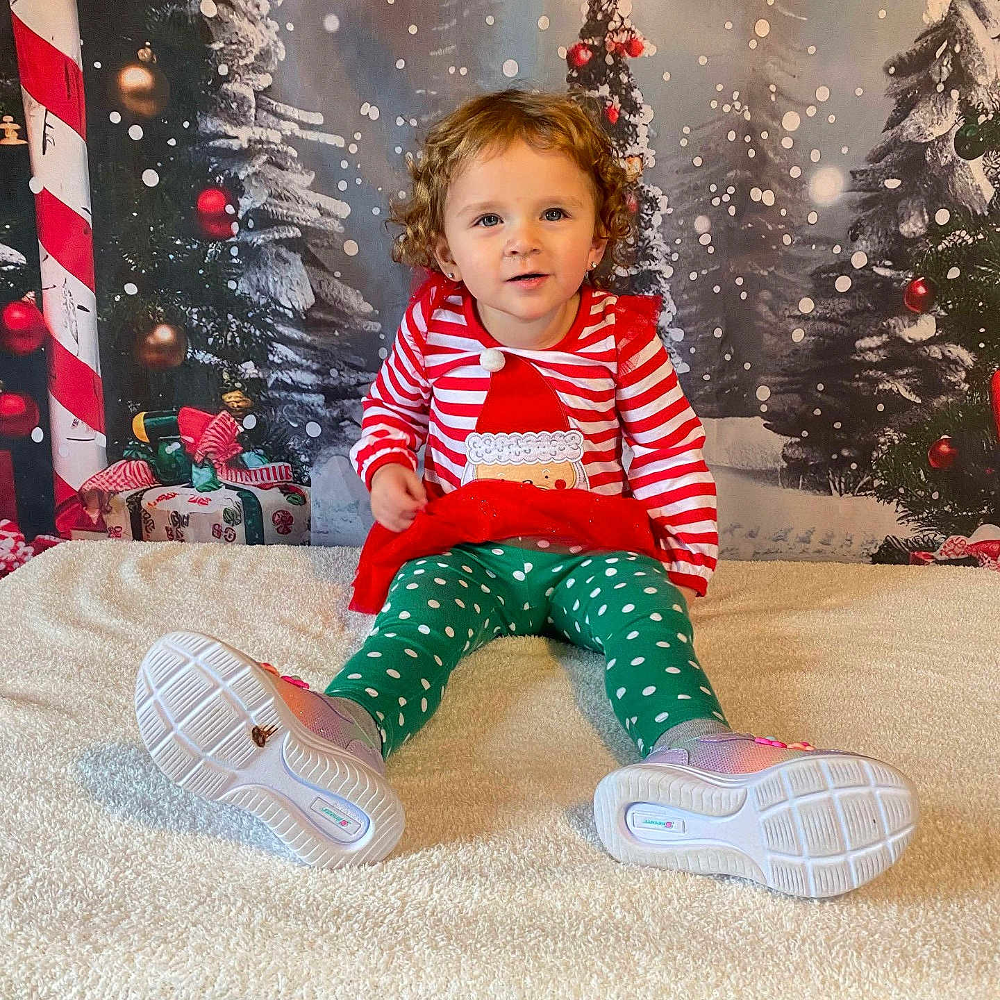 Serenity Ruth joined the competition — help win amazing prizes! brownhair, christmas, clothing, face, festival, footwear, hair, head, jeans, openingpresent, pants, person, photography, portrait, shoe, sitting, sleeve