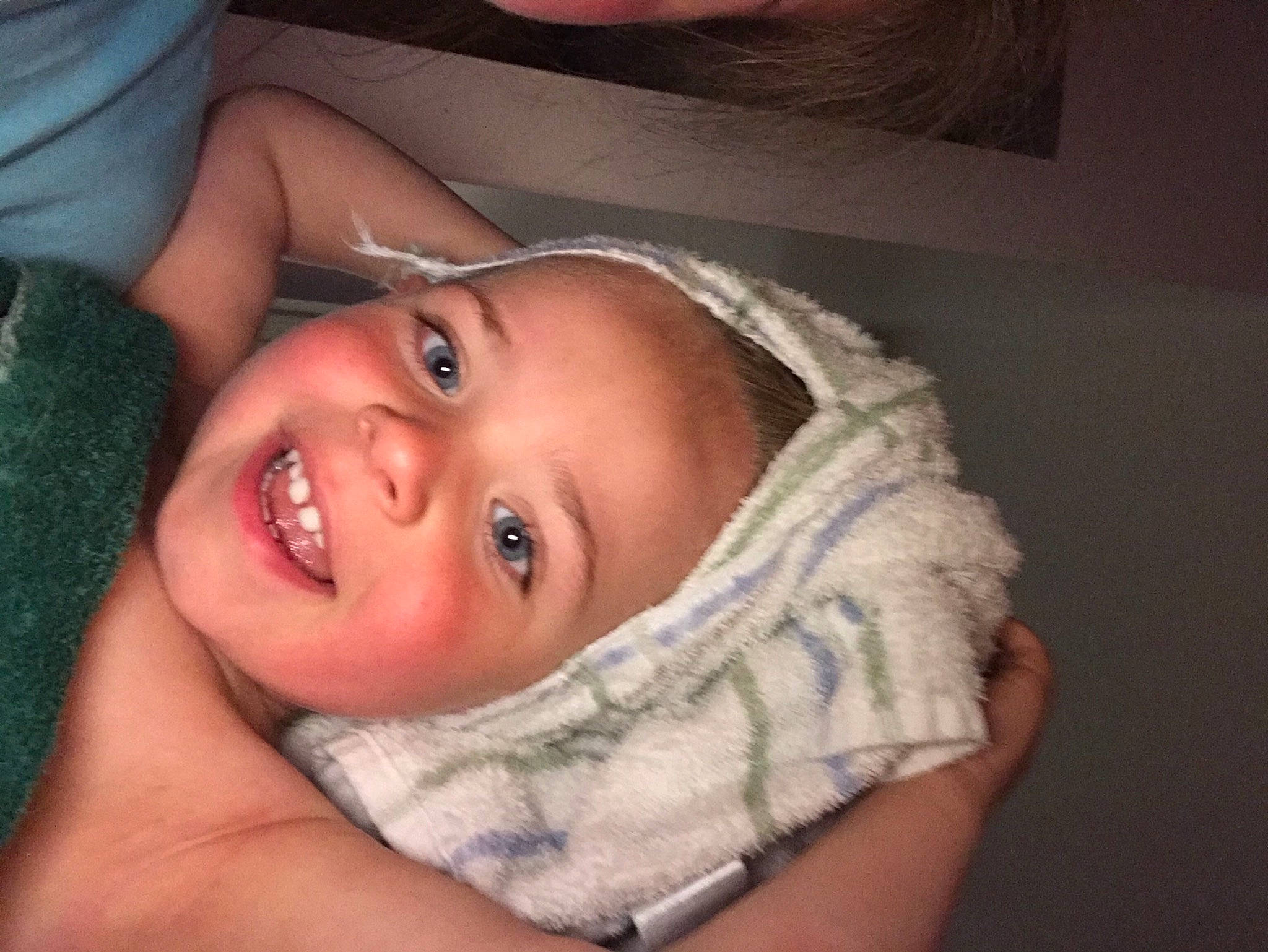 Ireland is registered to the contest to win money with this photo: cheek, comfort, ear, eyebrow, eyelash, flash_photography, forehead, fun, gesture, happy, human_body, iris, jaw, joy, lip, mouth, nose, person, skin, smile