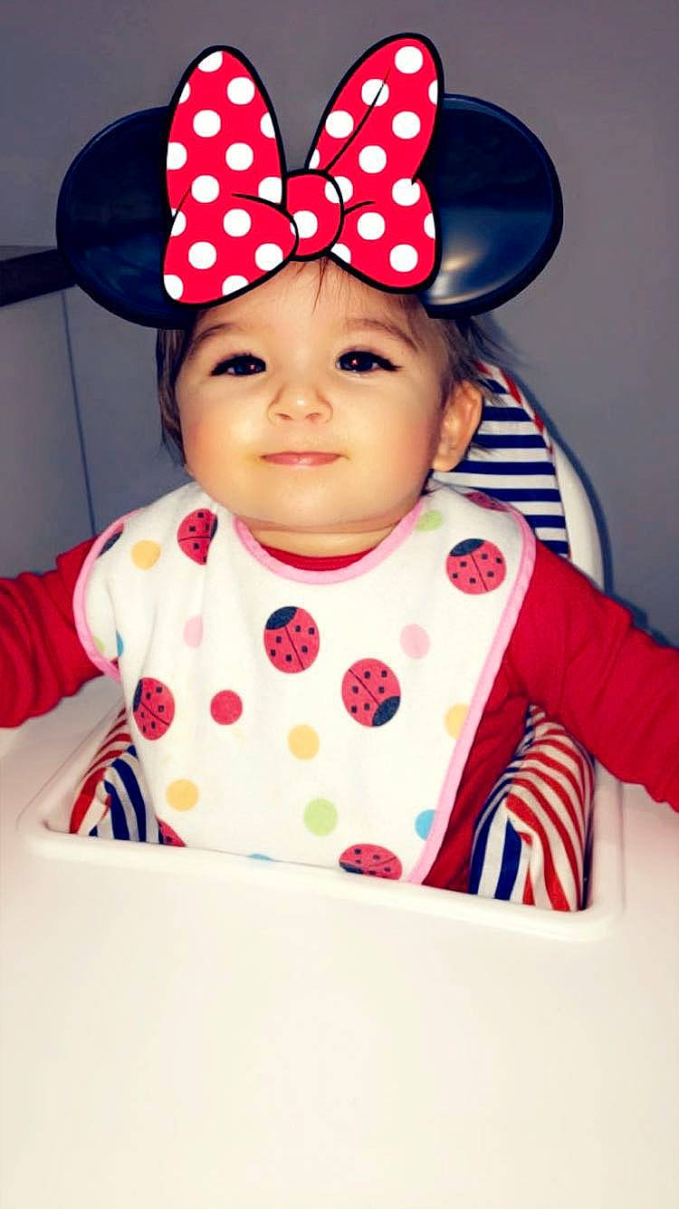 Carolina participe au concours pour gagner de l'argent avec cette photo : baby, baby_toddler_clothing, cap, cone, cool, costume_hat, design, fun, happy, hat, headgear, headwear, knit_cap, lip, magenta, party_hat, pattern, person, pink, sleeve