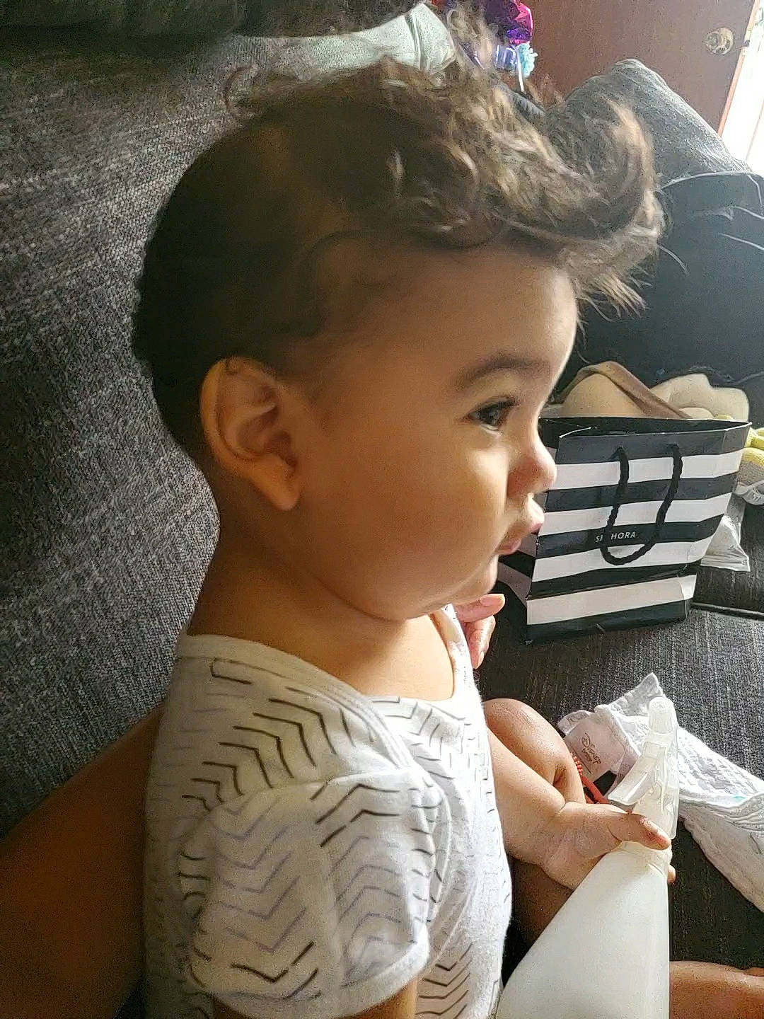 Joaquin is registered to the contest to win money with this photo: arm, beauty, black_hair, cheek, child, chin, ear, eyebrow, eyelash, face, forehead, hair, hair_accessory, hairstyle, head, neck, nose, person, shoulder, skin